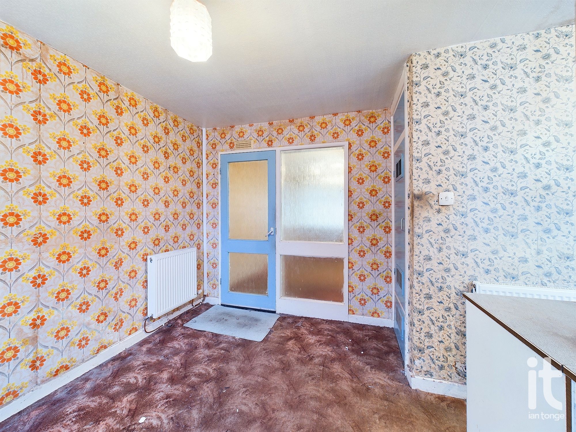 2 bedroom mid terraced house Under Offer in Stockport - Photograph 11.
