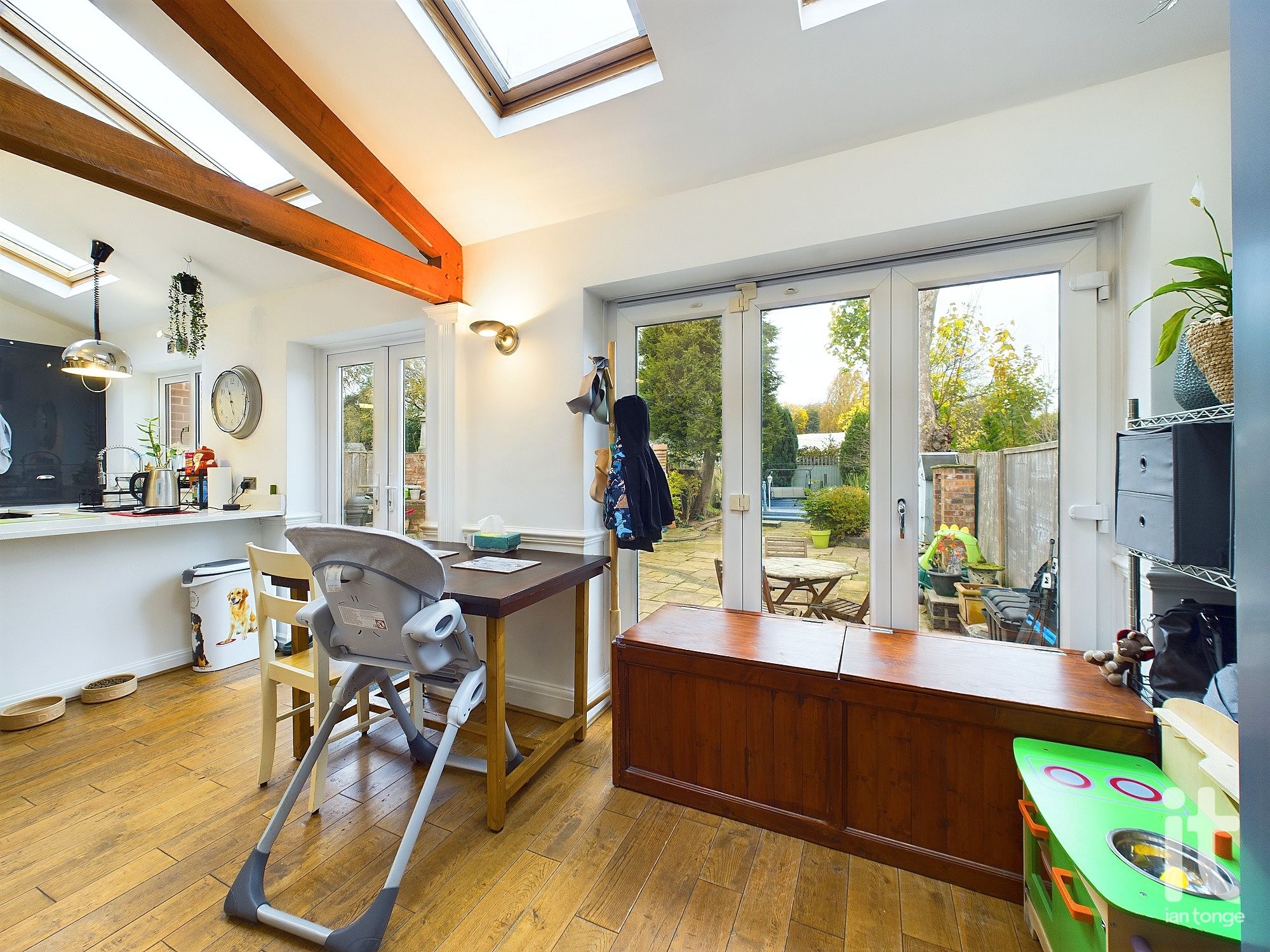 3 bedroom semi-detached house SSTC in Stockport - Photograph 12.