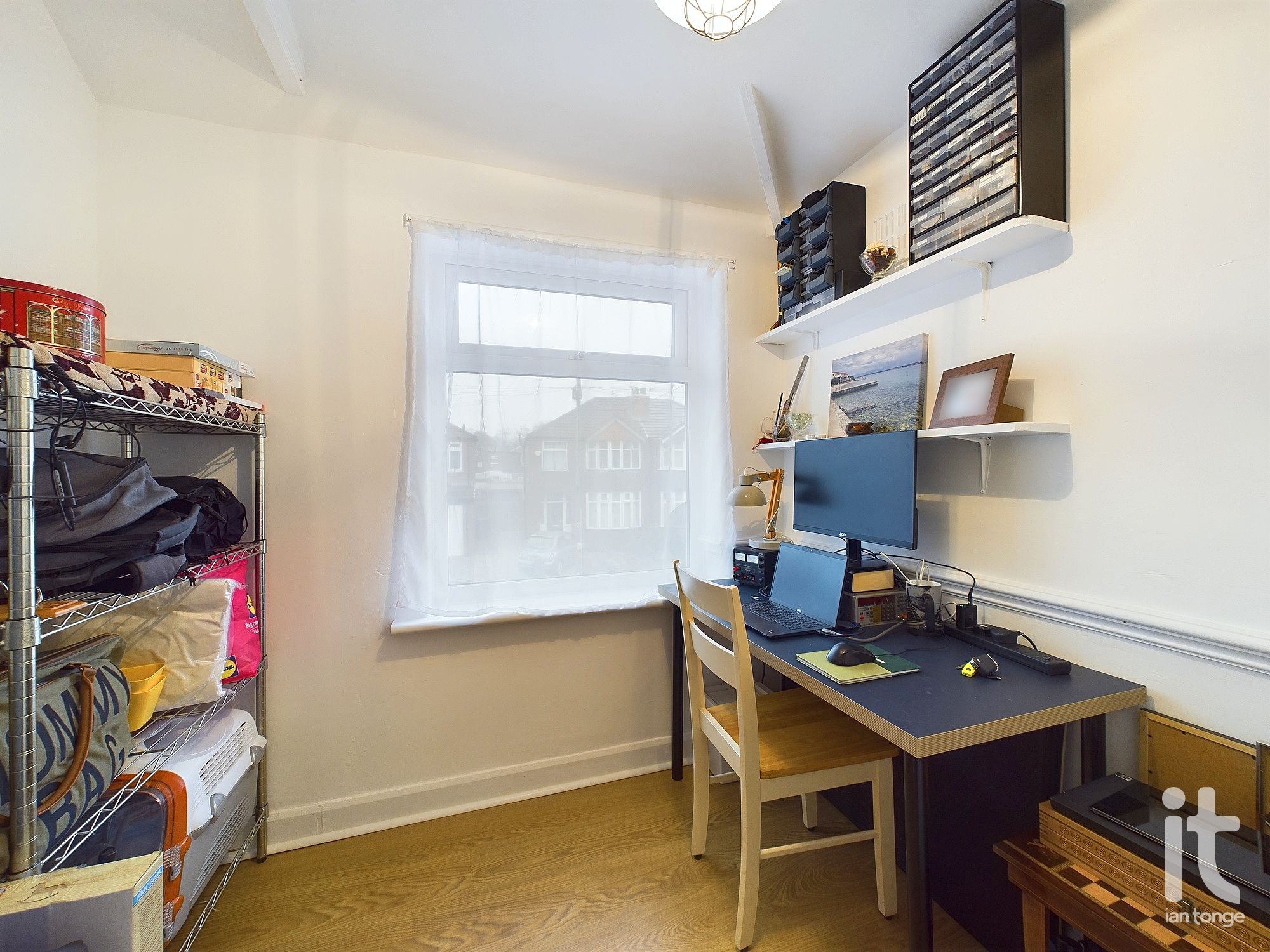 3 bedroom semi-detached house SSTC in Stockport - Photograph 18.