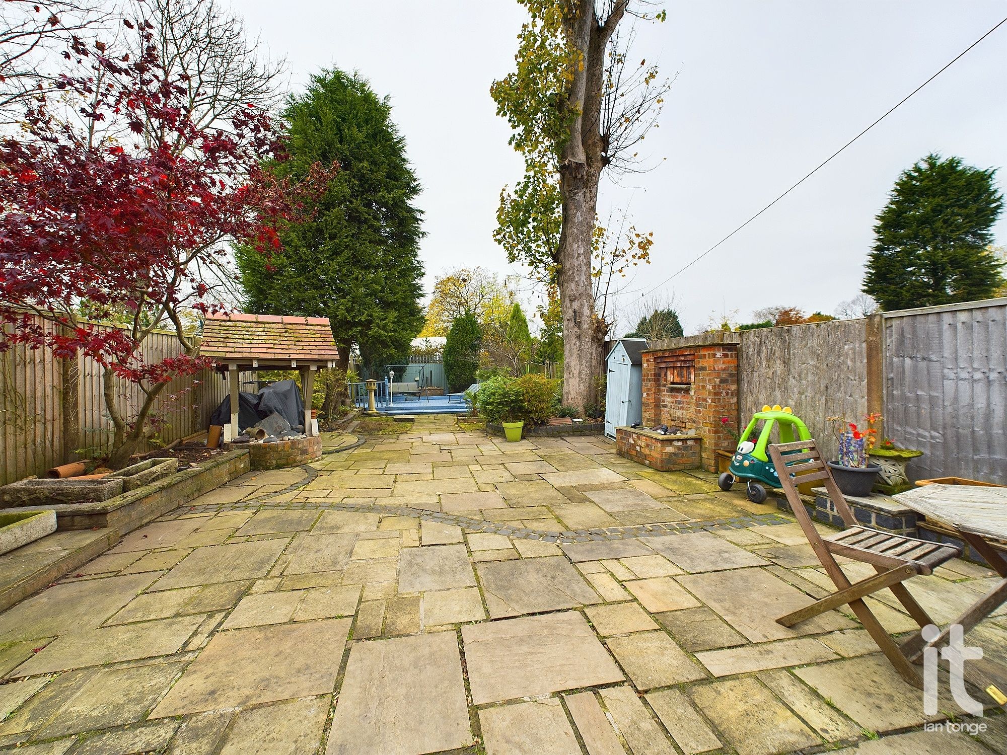 3 bedroom semi-detached house SSTC in Stockport - Photograph 20.