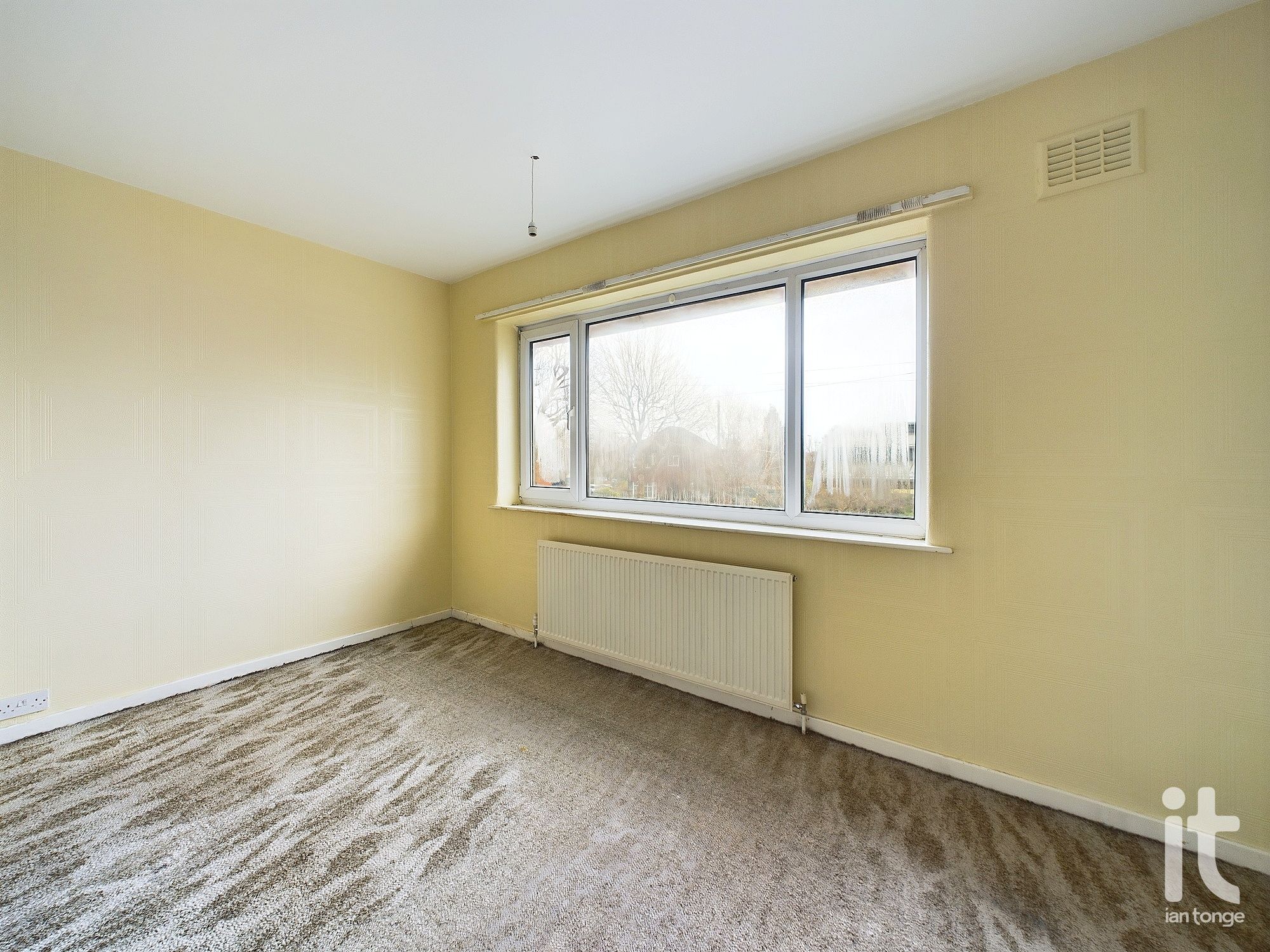 3 bedroom semi-detached house SSTC in Stockport - Photograph 22.