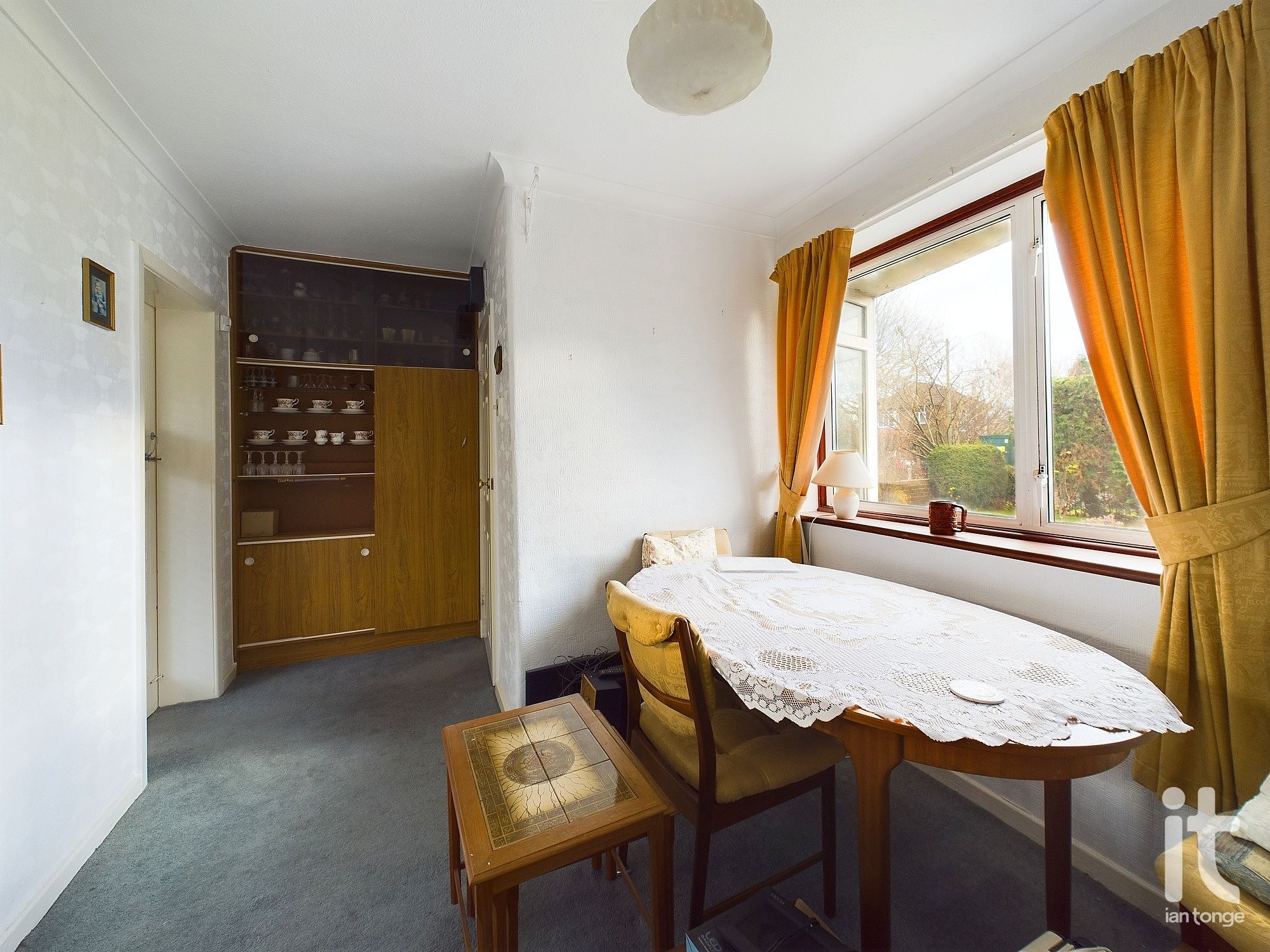 3 bedroom semi-detached house SSTC in Stockport - Photograph 10.