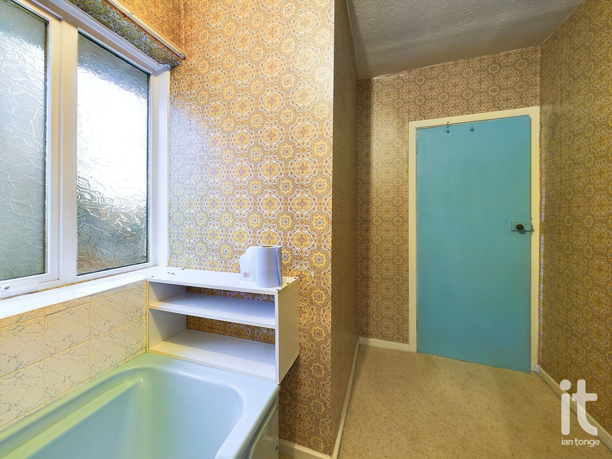 3 bedroom semi-detached house SSTC in Stockport - Photograph 19.