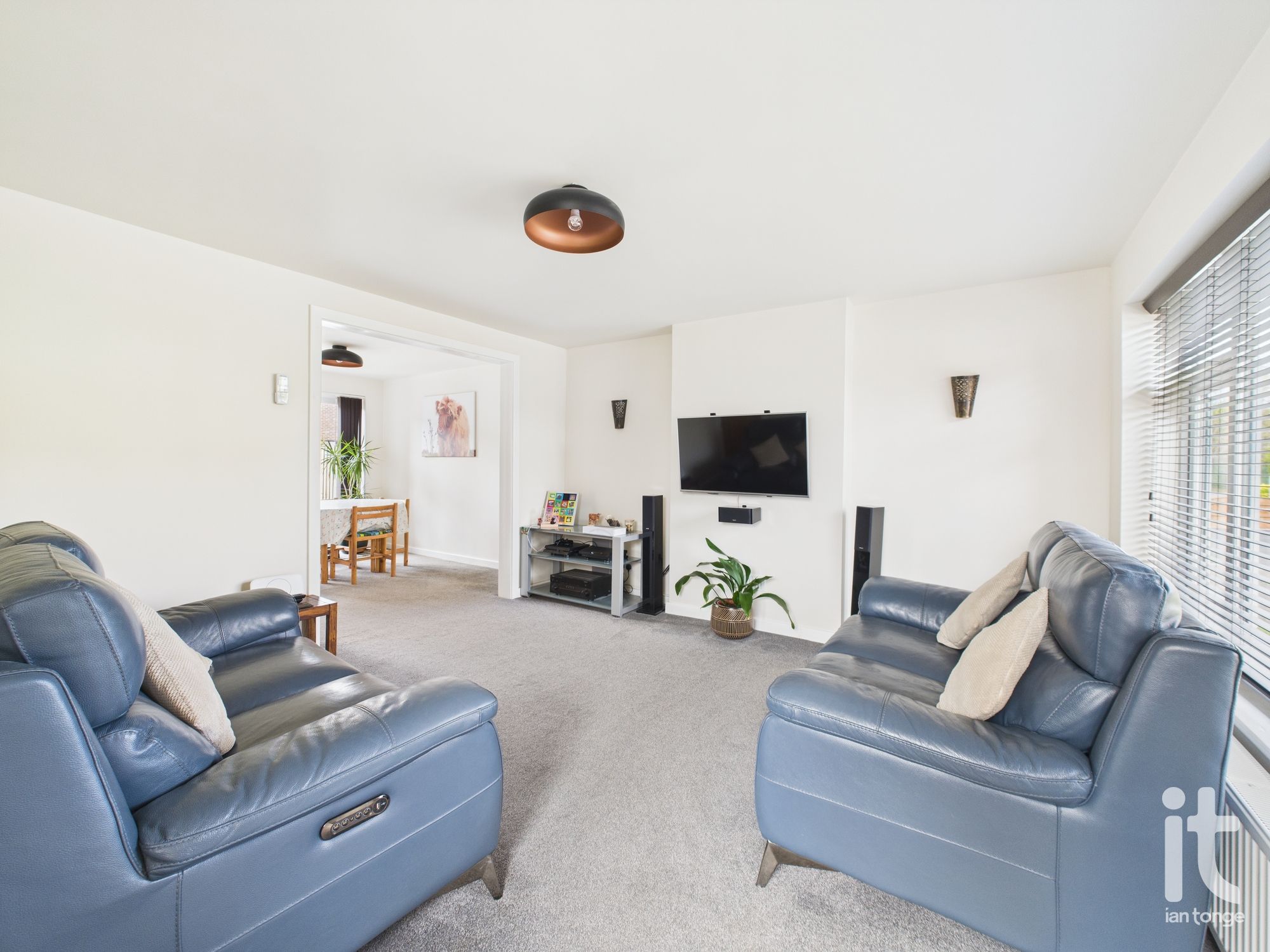 3 bedroom semi-detached house Under Offer in Stockport - Photograph 9.