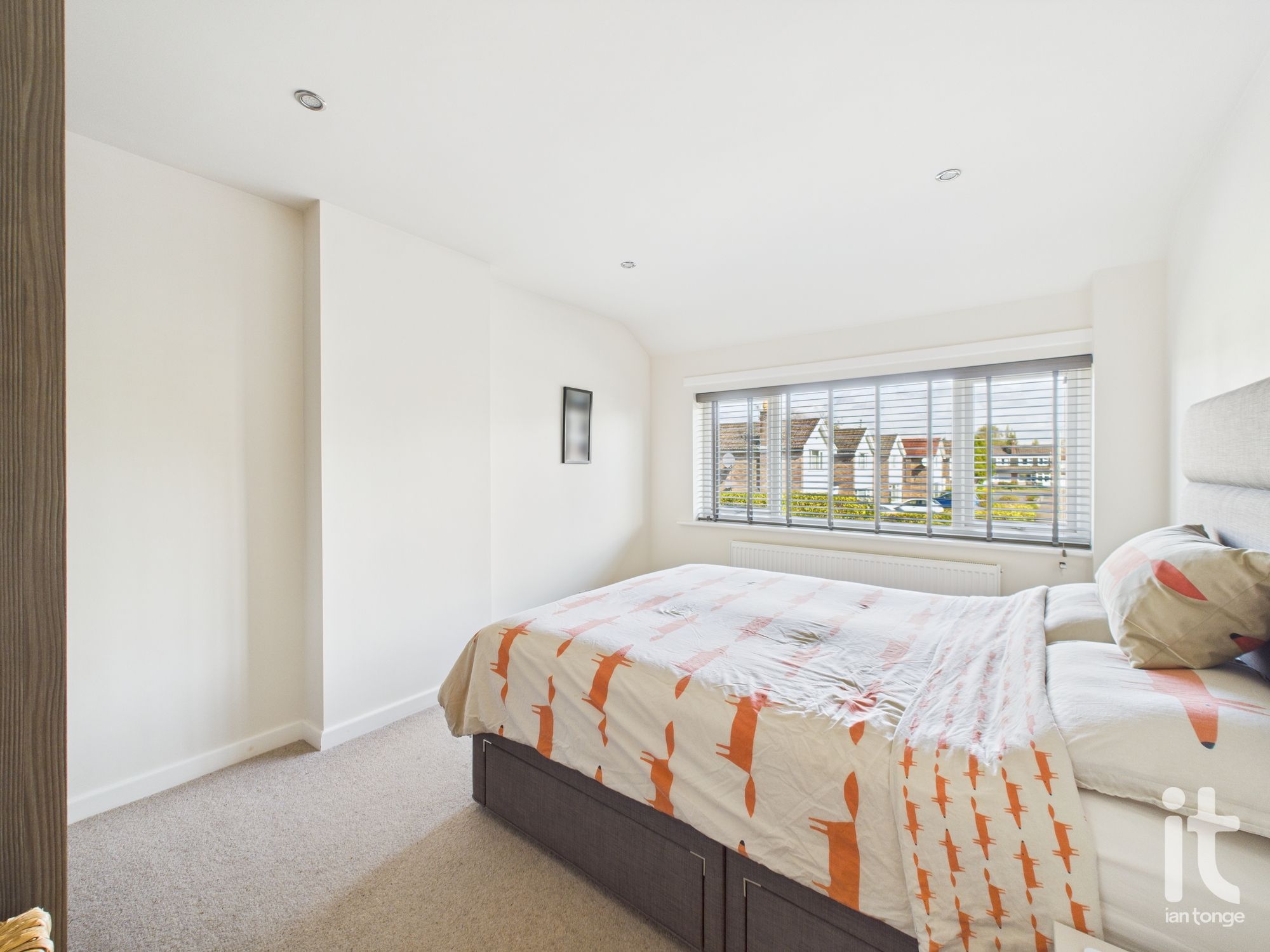 3 bedroom semi-detached house Under Offer in Stockport - Photograph 22.