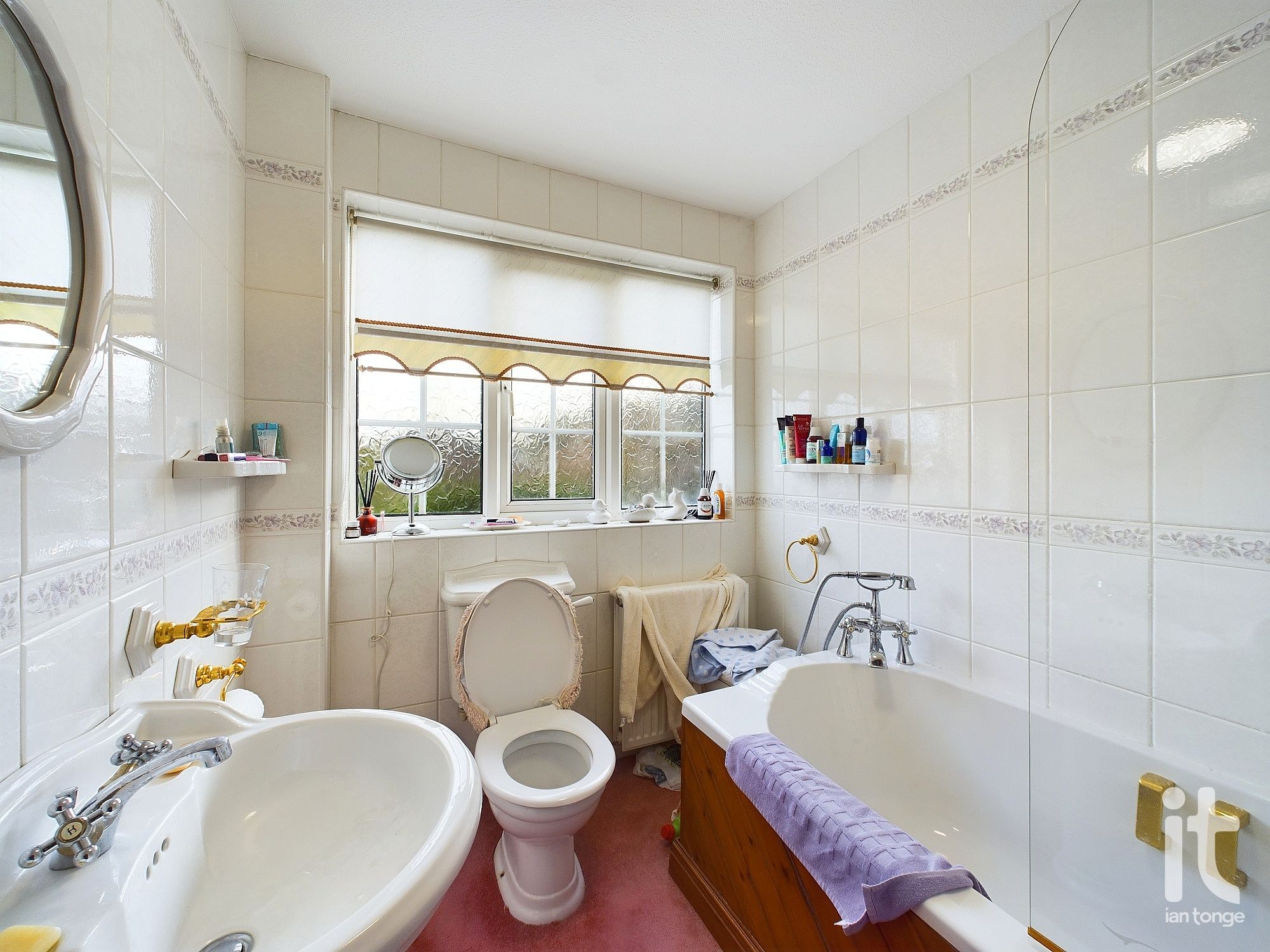 4 bedroom detached house For Sale in Stockport - Photograph 26.