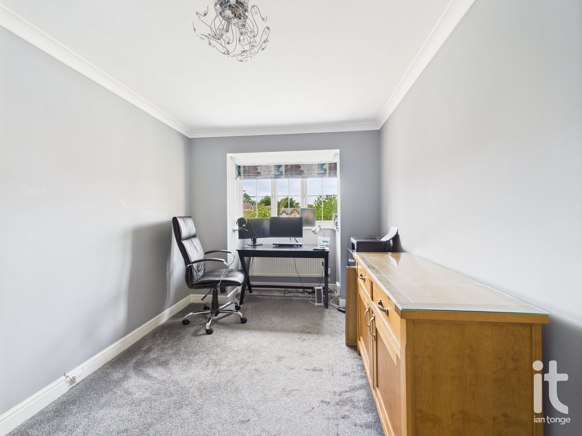 3 bedroom detached house For Sale in Stockport - Photograph 20.