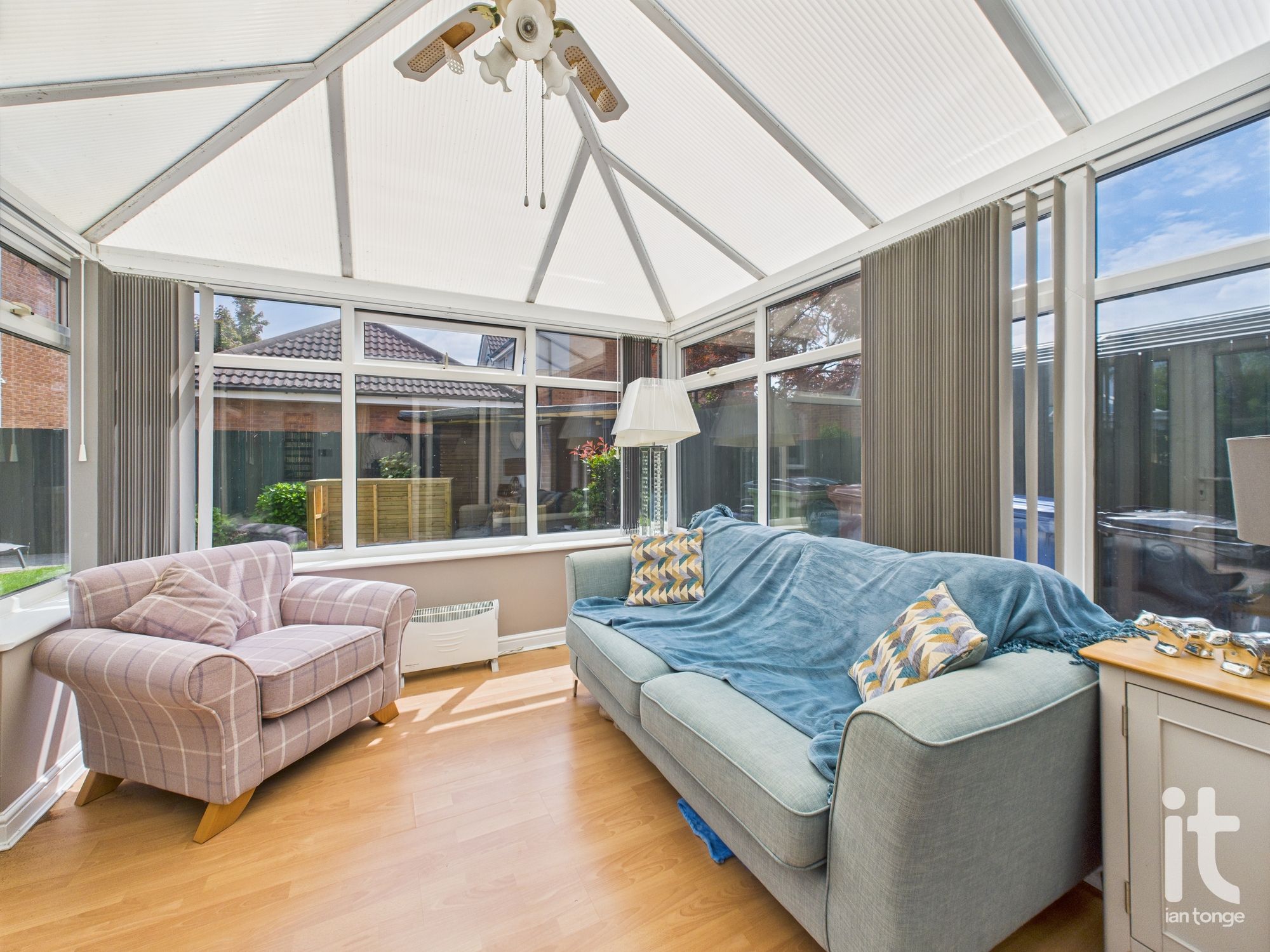 3 bedroom detached house For Sale in Stockport - Photograph 10.