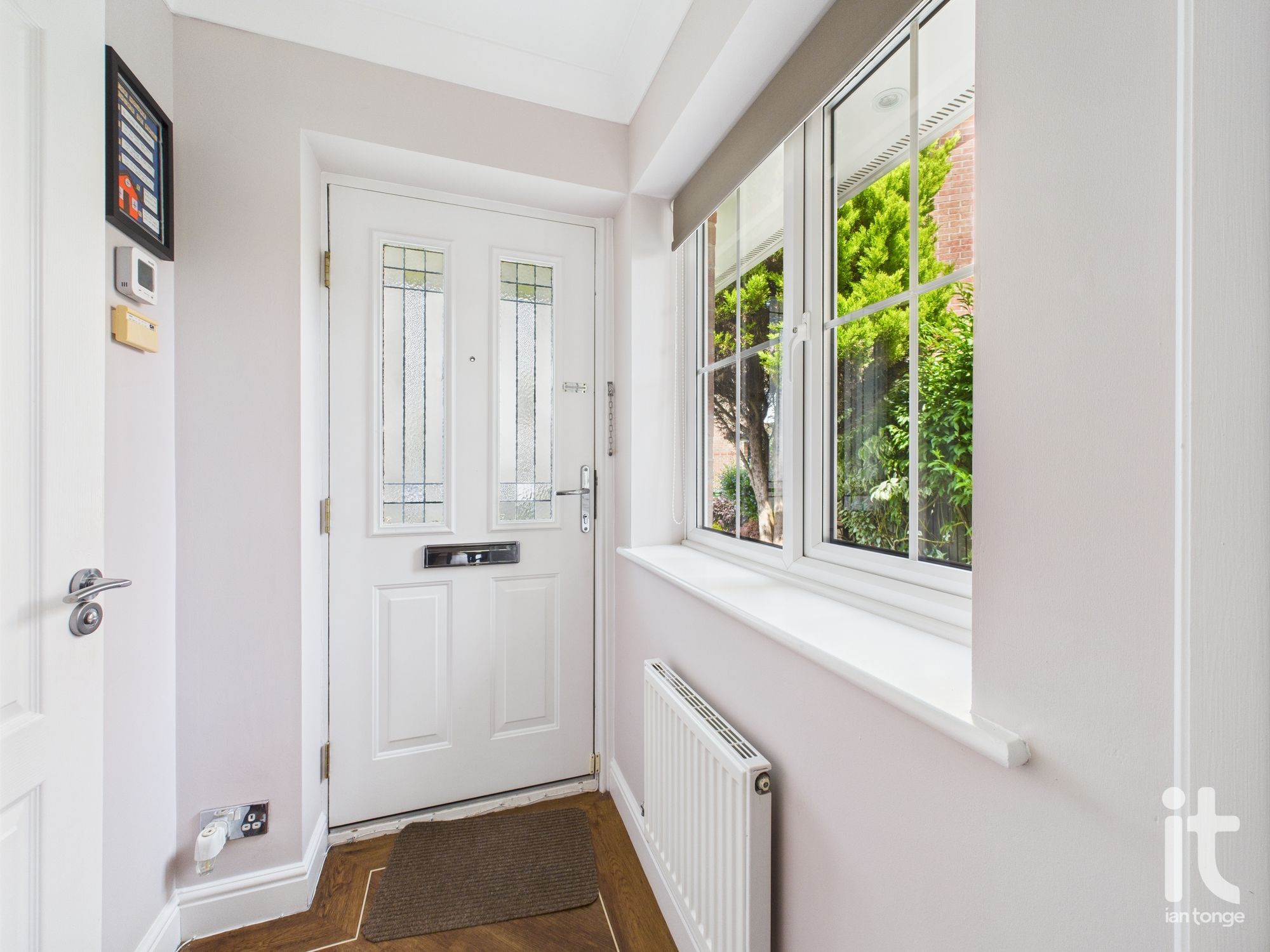 3 bedroom detached house For Sale in Stockport - Photograph 1.
