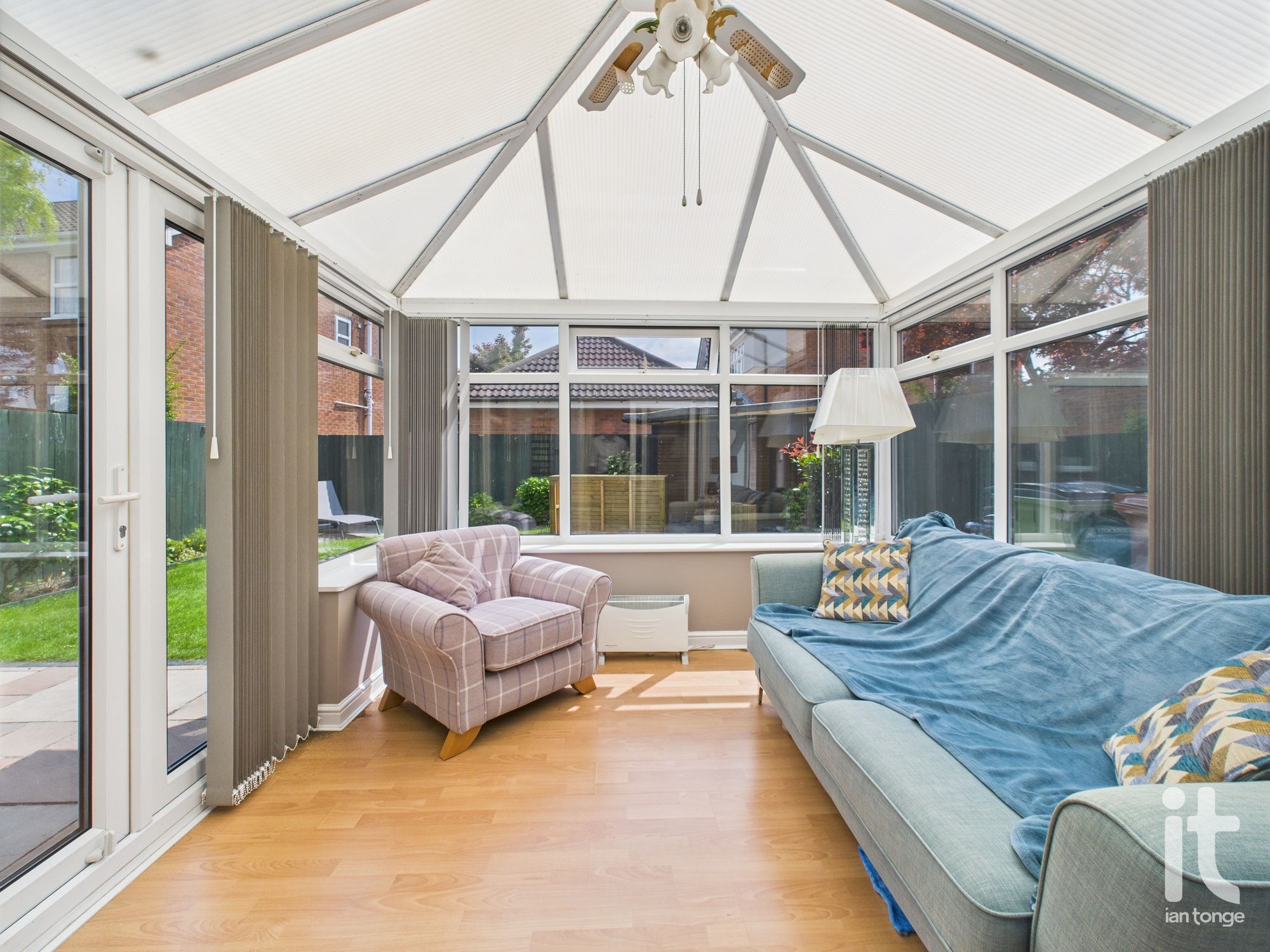 3 bedroom detached house For Sale in Stockport - Photograph 11.