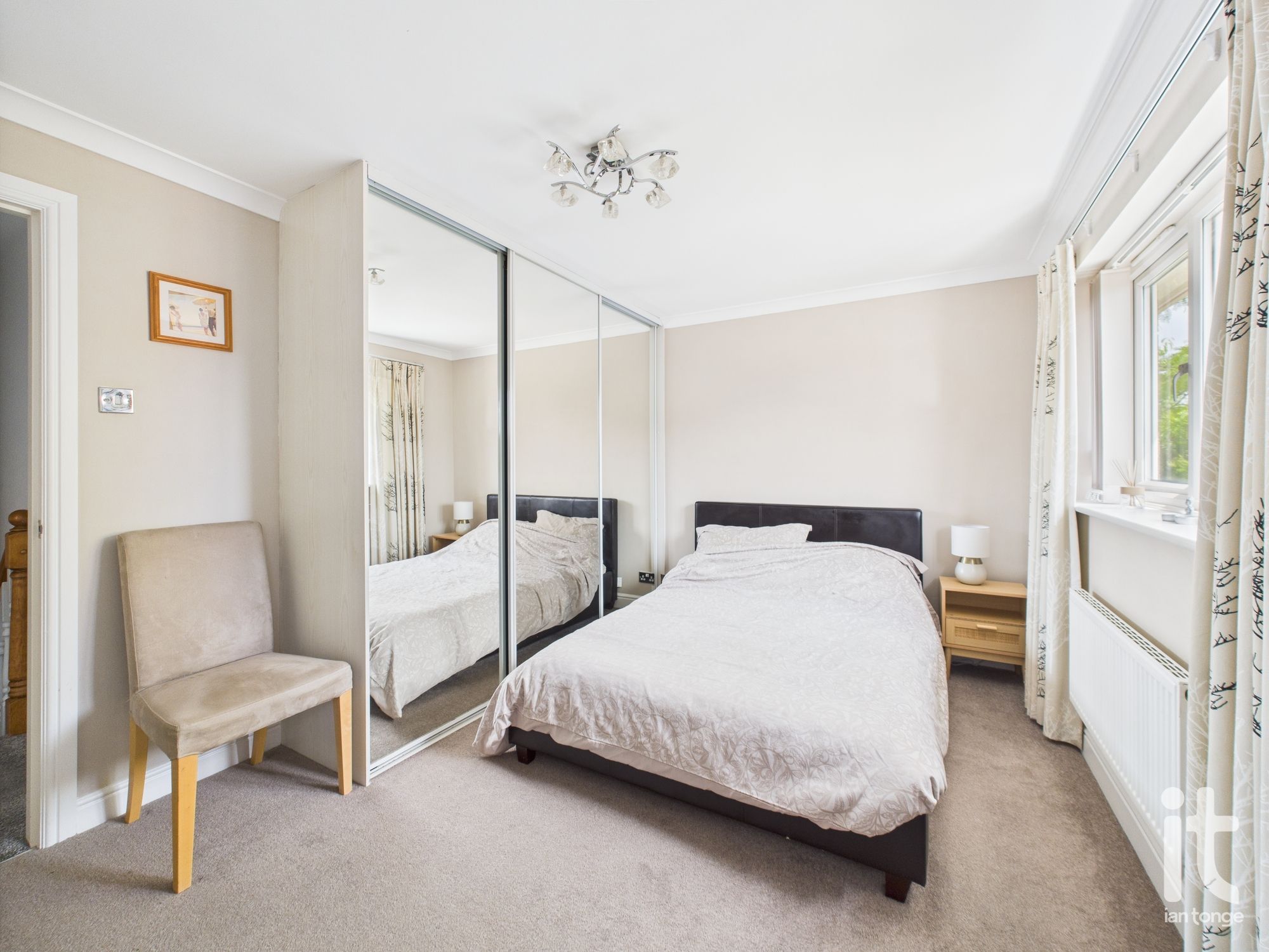 3 bedroom detached house For Sale in Stockport - Photograph 17.