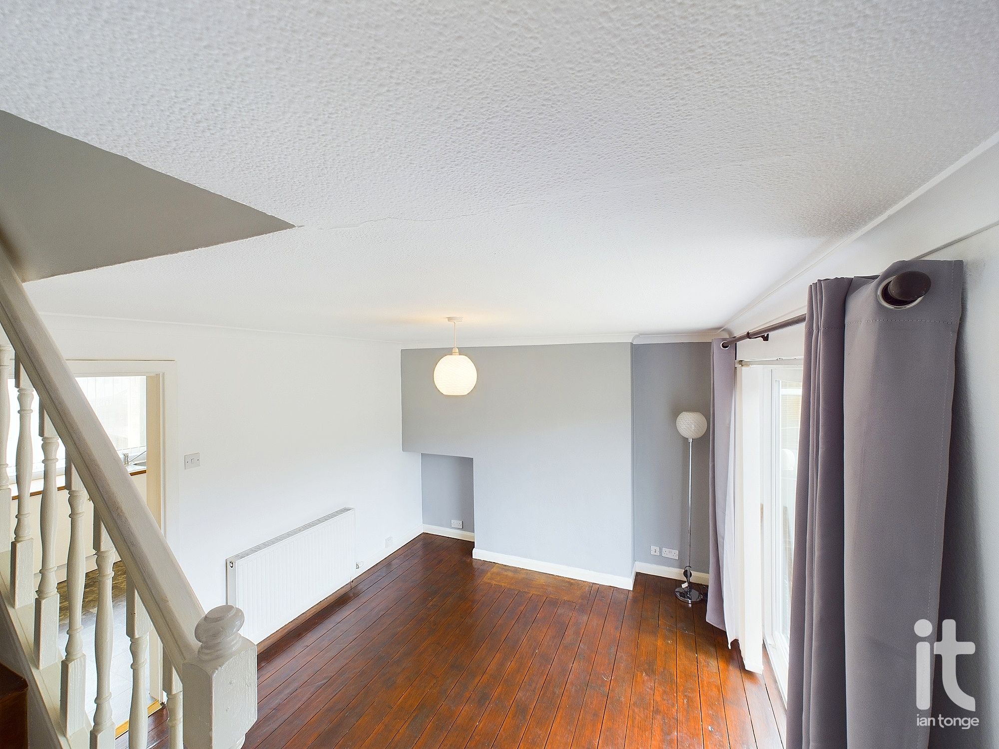 2 bedroom end terraced house Under Offer in Stockport - Photograph 27.