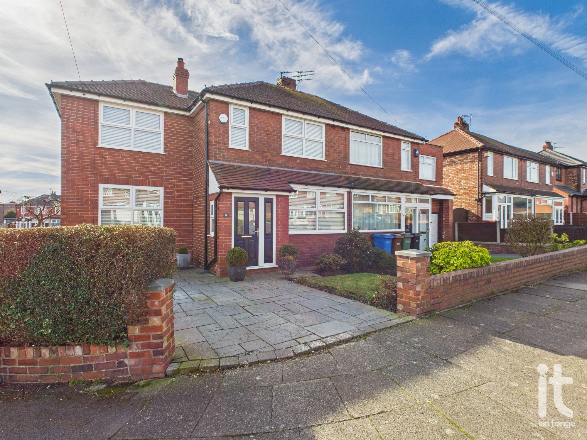 3 bedroom semi-detached house SSTC in Stockport - Photograph 31.