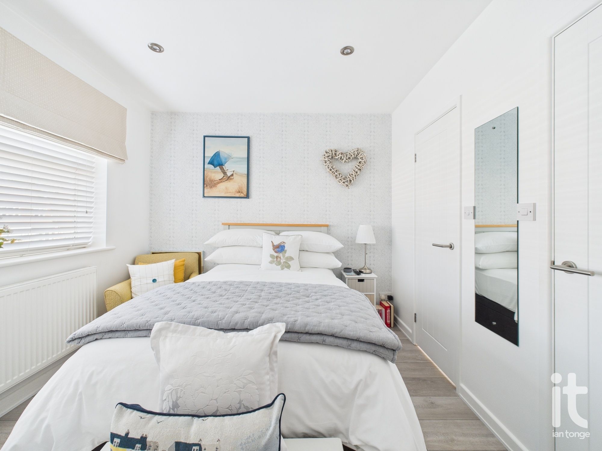 3 bedroom semi-detached house SSTC in Stockport - Photograph 24.