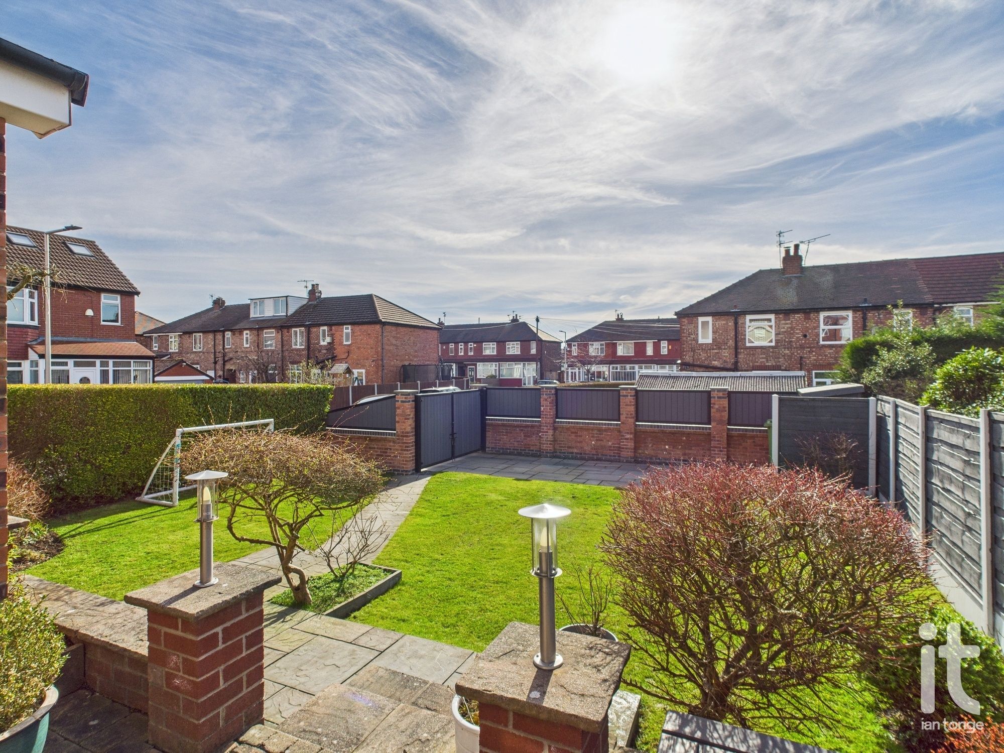 3 bedroom semi-detached house SSTC in Stockport - Photograph 27.