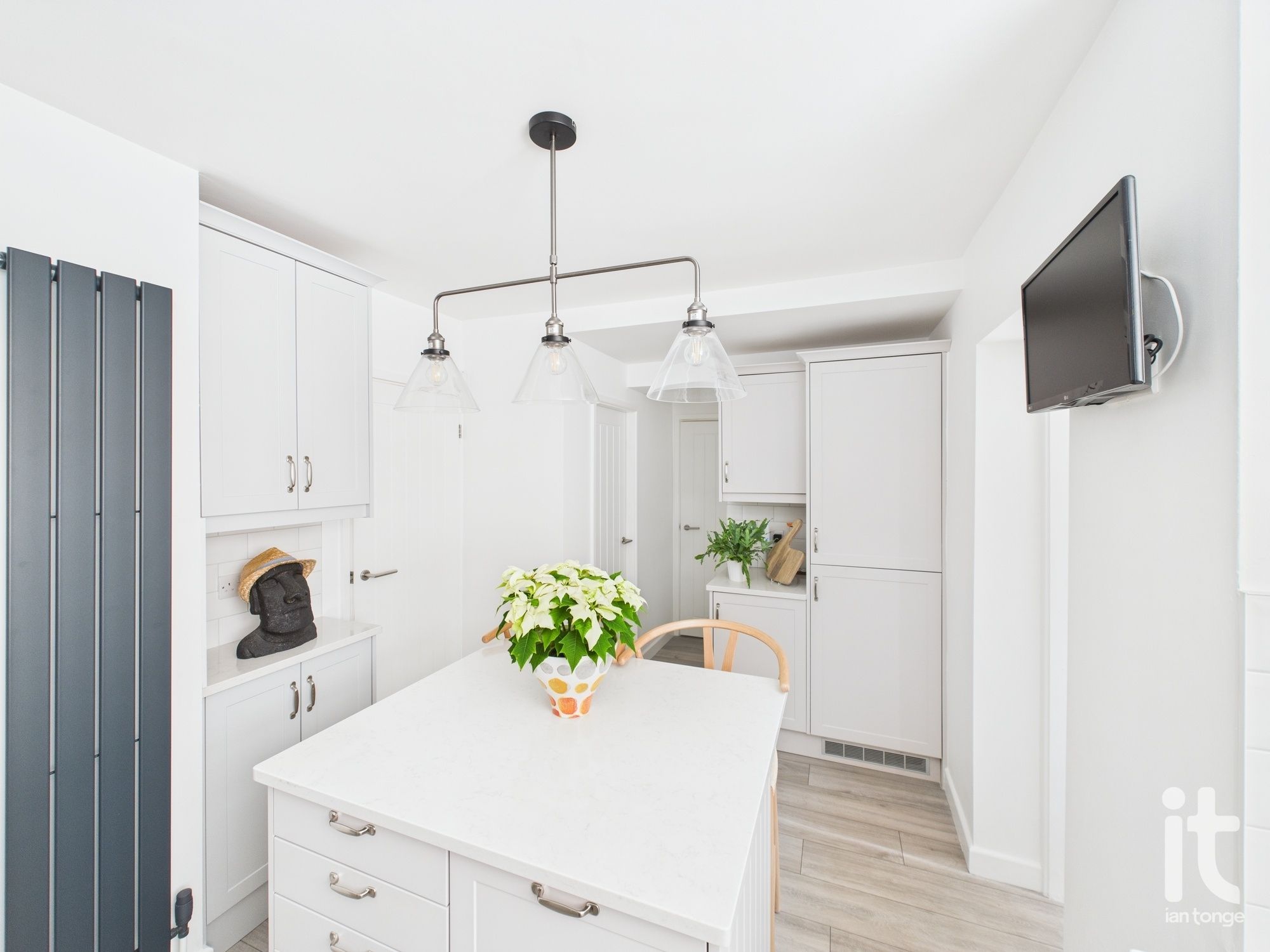 3 bedroom semi-detached house SSTC in Stockport - Photograph 12.