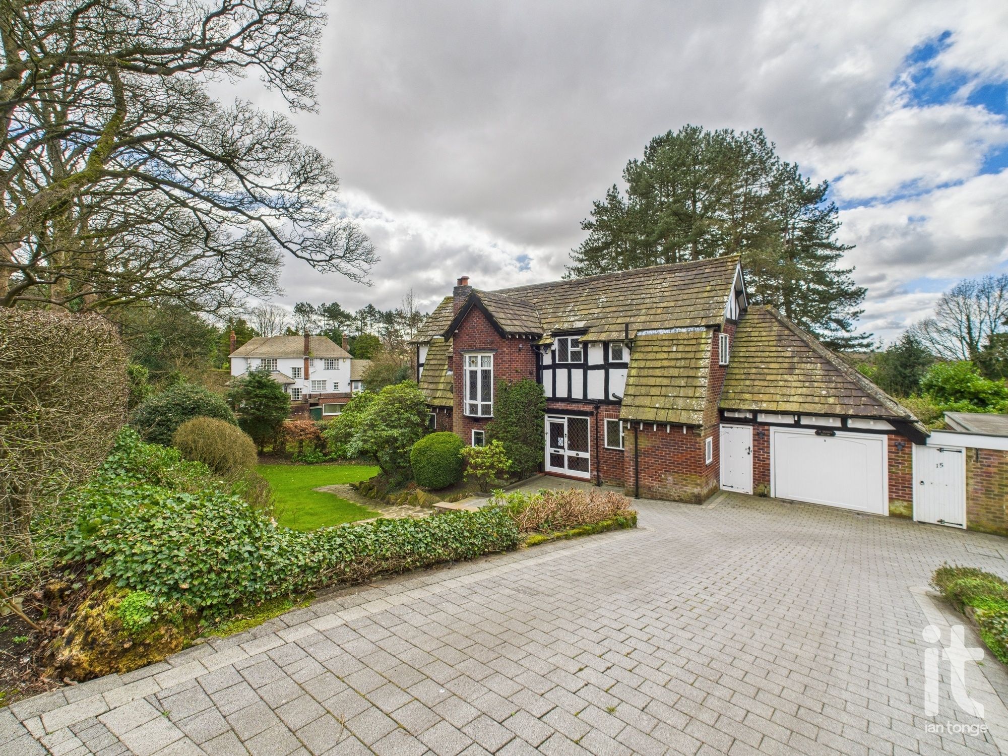 4 bedroom detached house Under Offer in Stockport - Photograph 2.