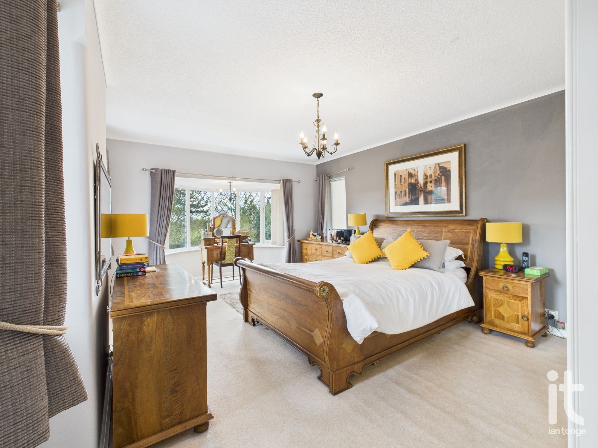 4 bedroom detached house Under Offer in Stockport - Photograph 63.