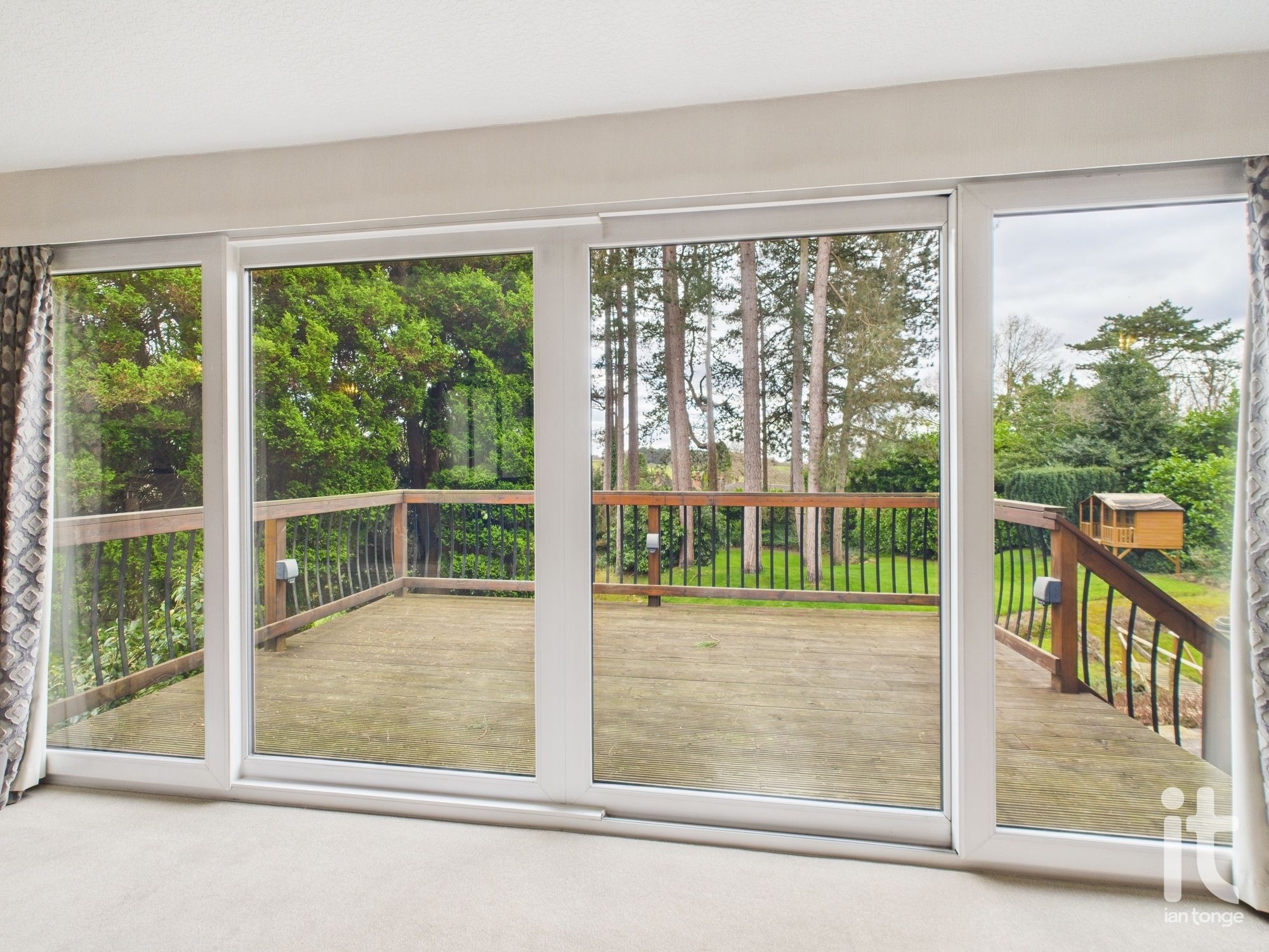 4 bedroom detached house Under Offer in Stockport - Photograph 56.