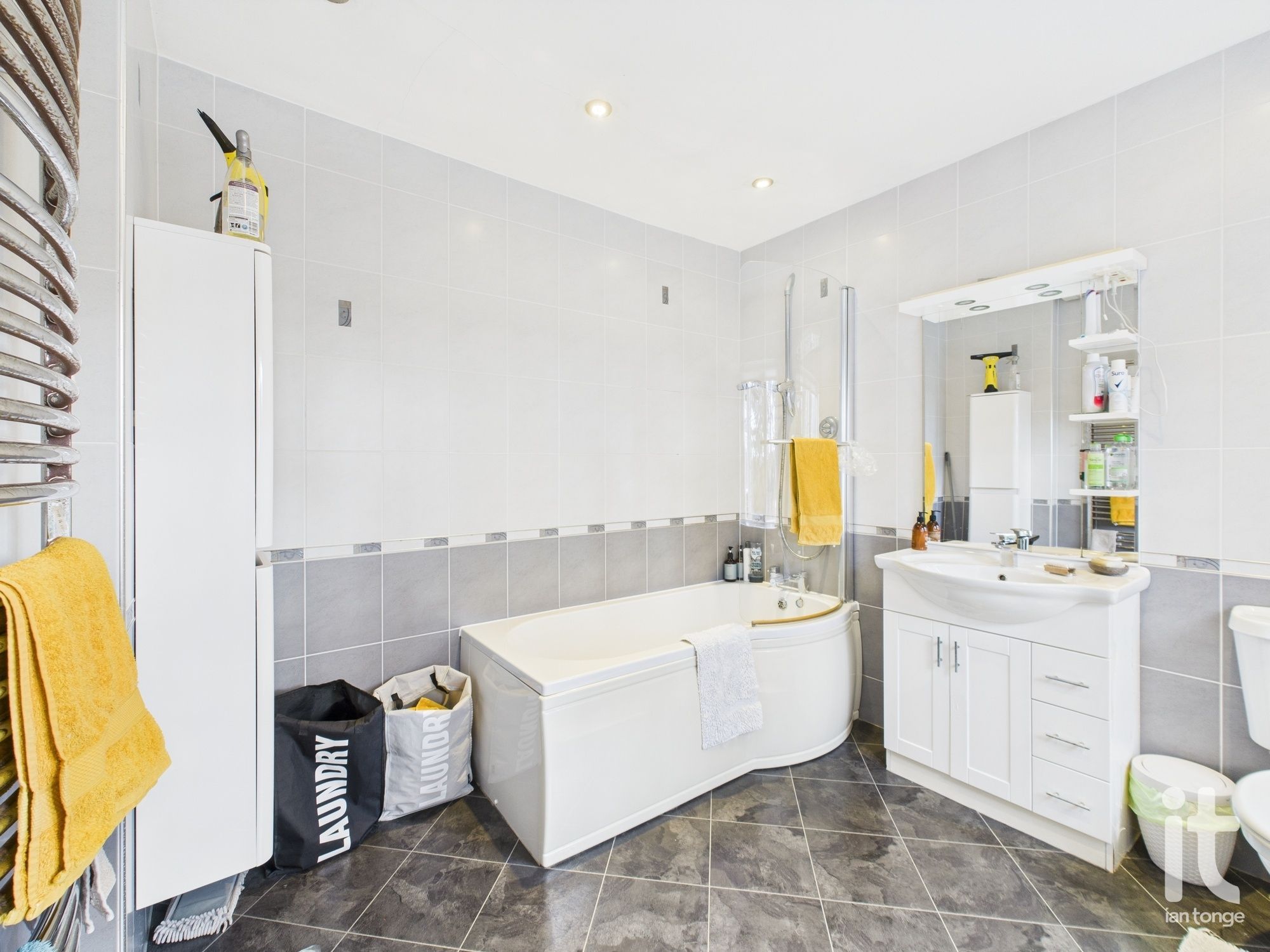4 bedroom detached house Under Offer in Stockport - Photograph 71.