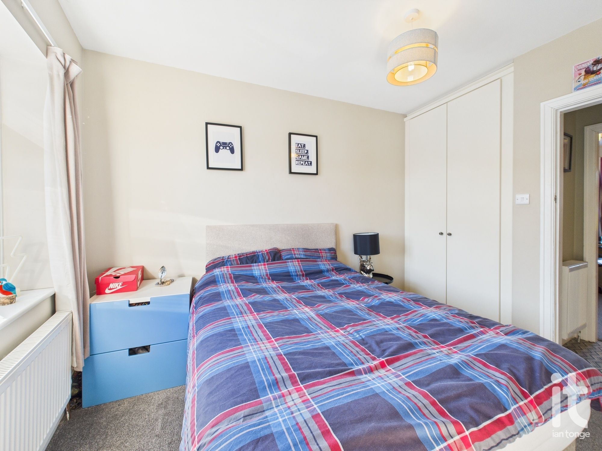 4 bedroom semi-detached house SSTC in Stockport - Photograph 31.