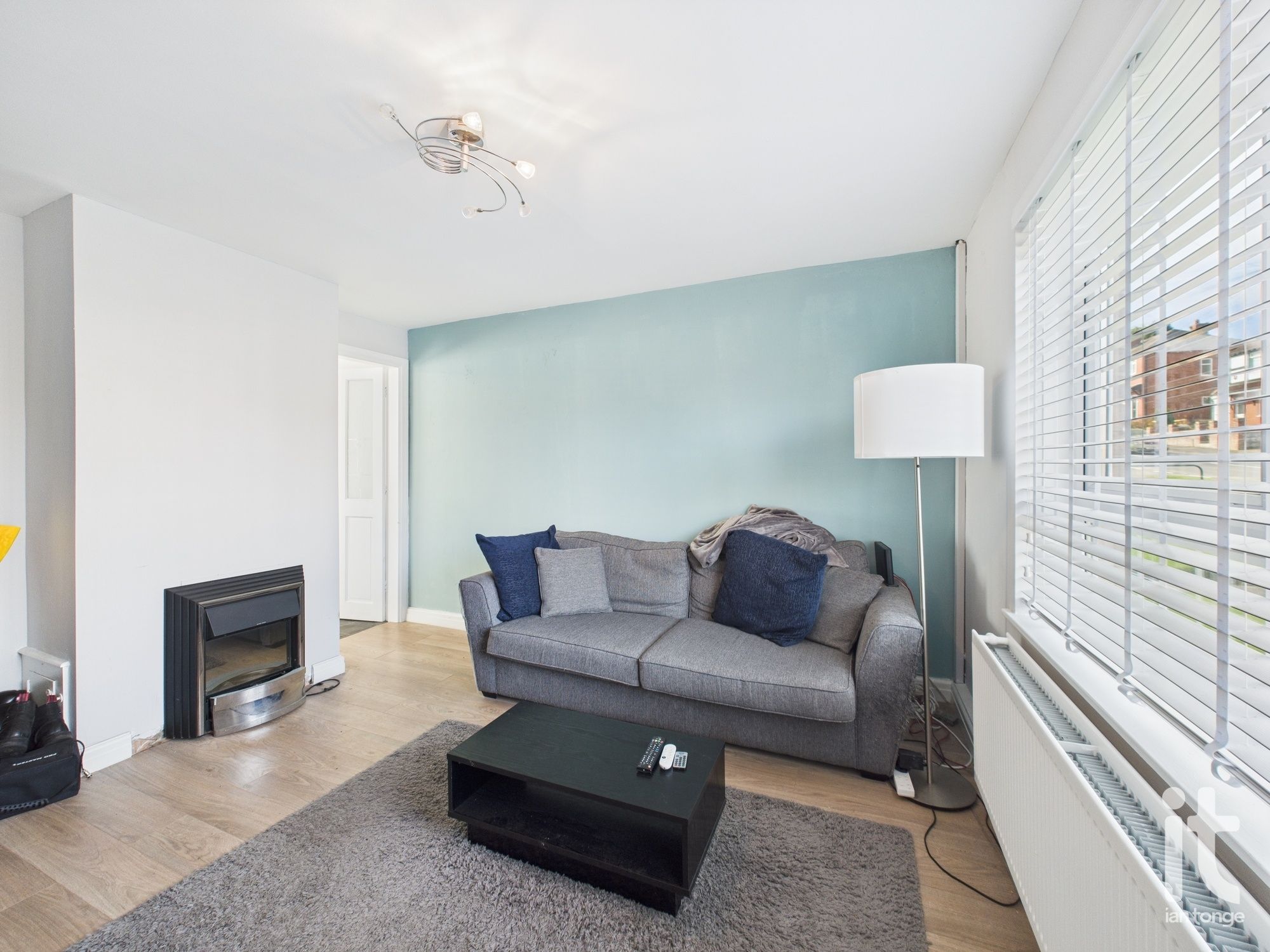 2 bedroom mid terraced house SSTC in Stockport - Photograph 6.