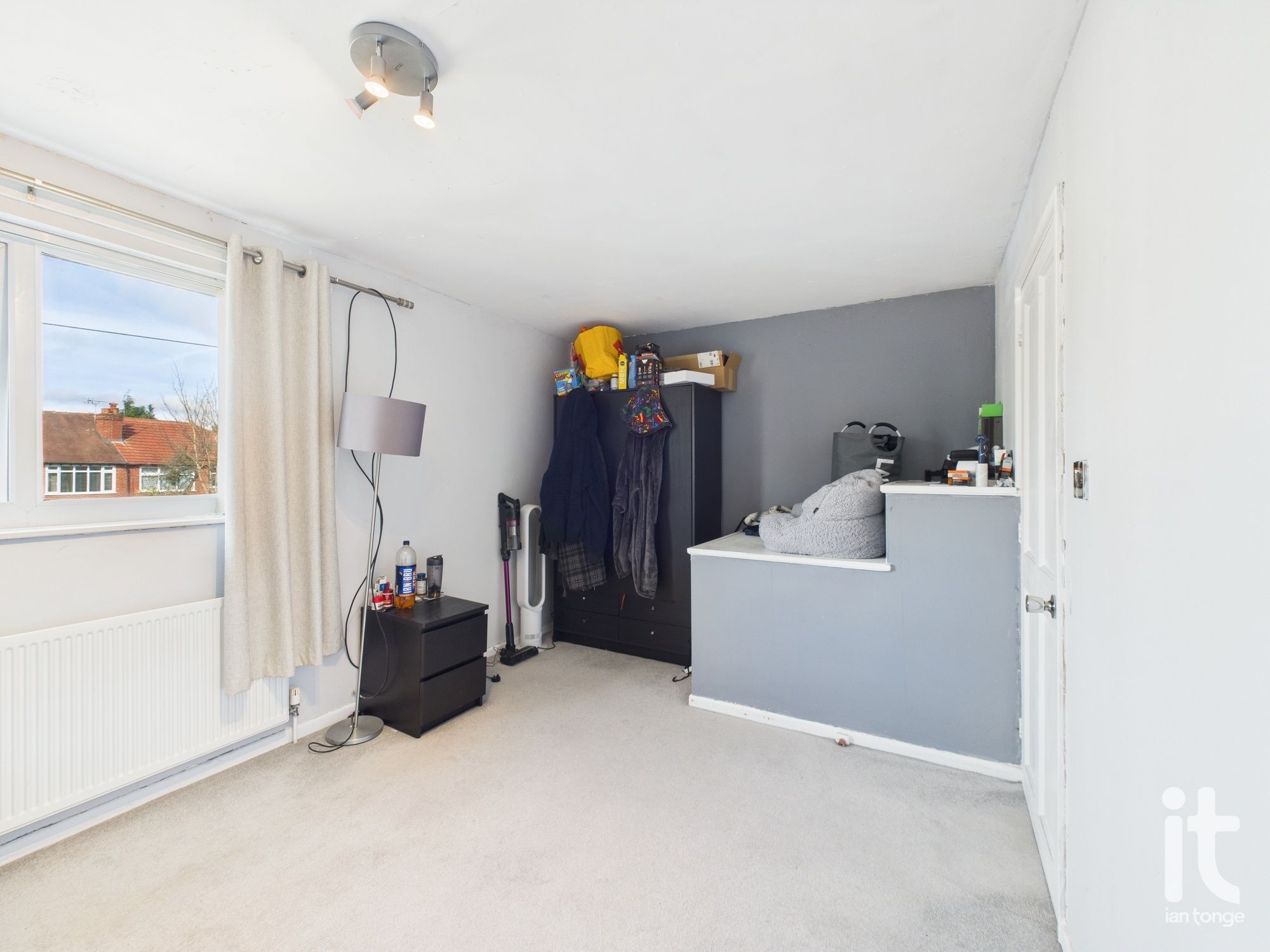 2 bedroom mid terraced house SSTC in Stockport - Photograph 16.