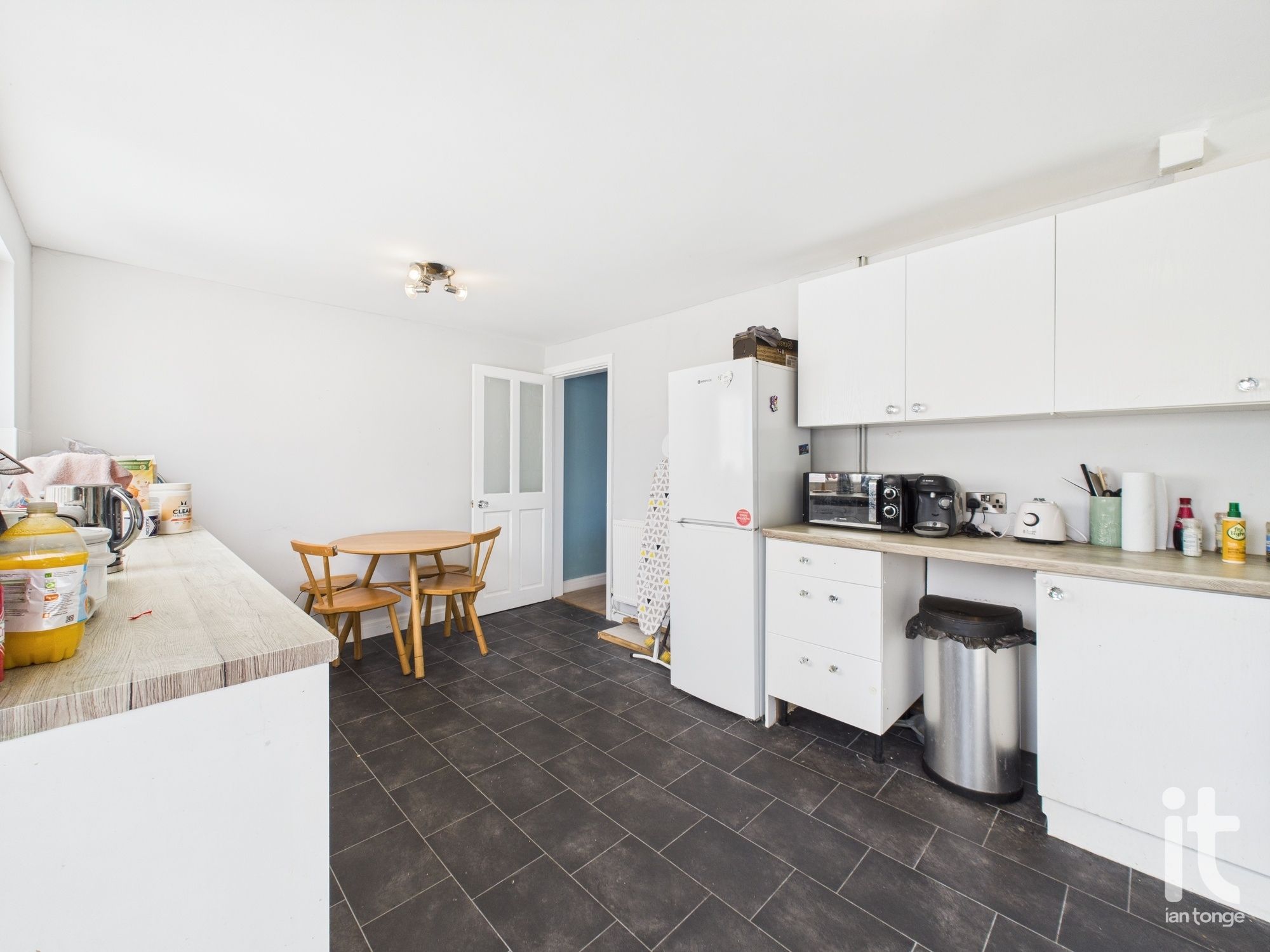 2 bedroom mid terraced house SSTC in Stockport - Photograph 10.
