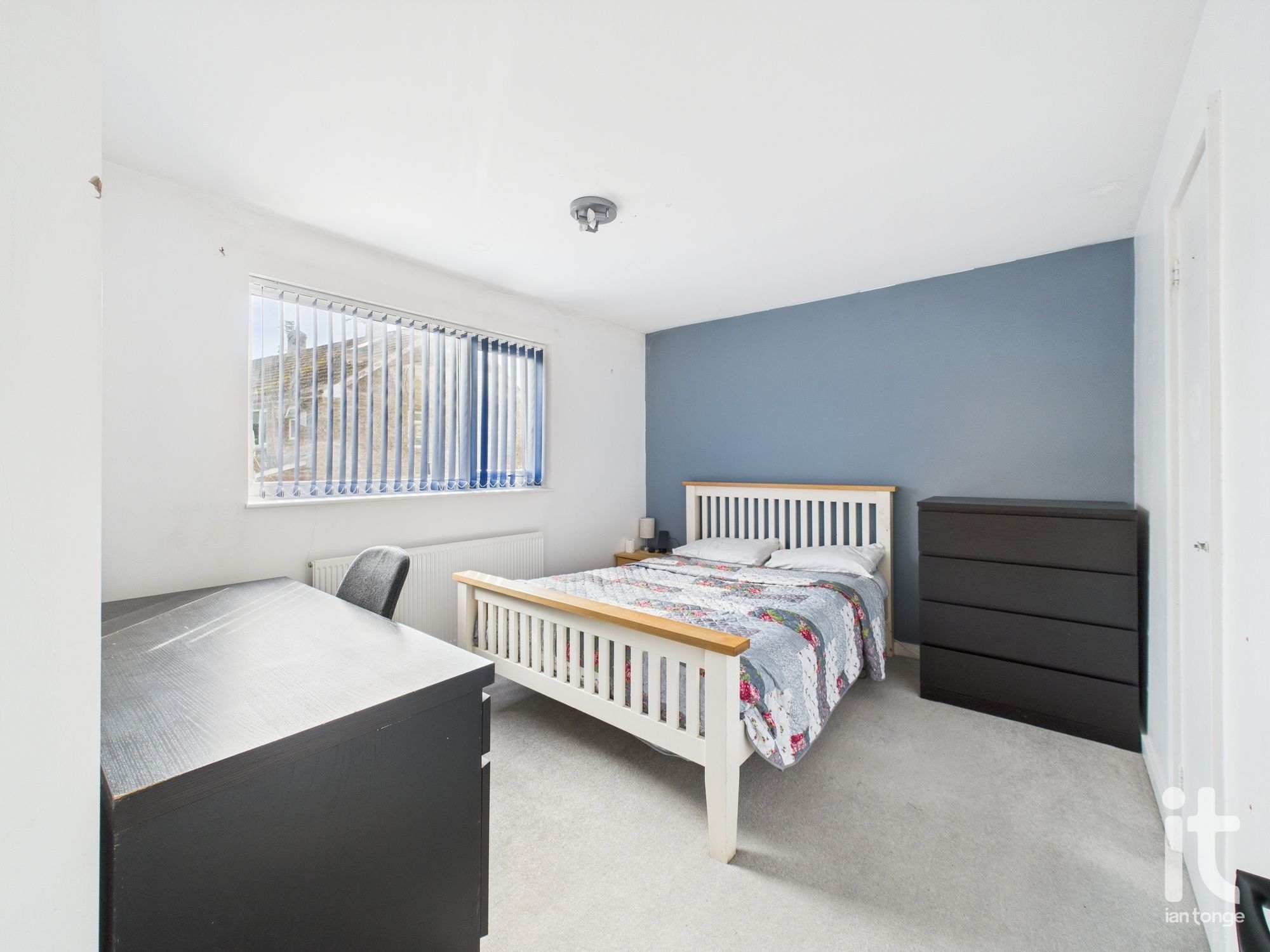 2 bedroom mid terraced house SSTC in Stockport - Photograph 3.