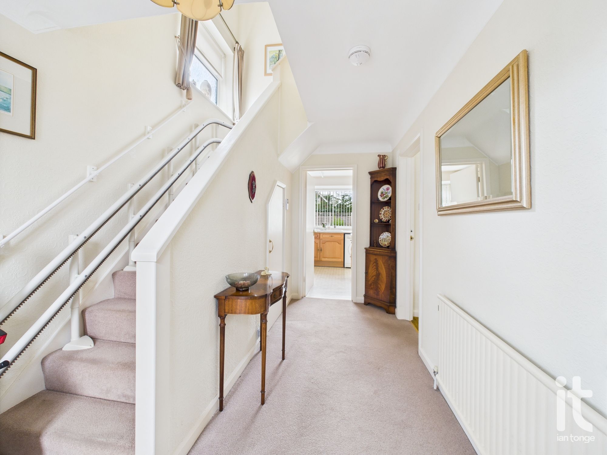 3 bedroom link detached house SSTC in Stockport - Photograph 5.