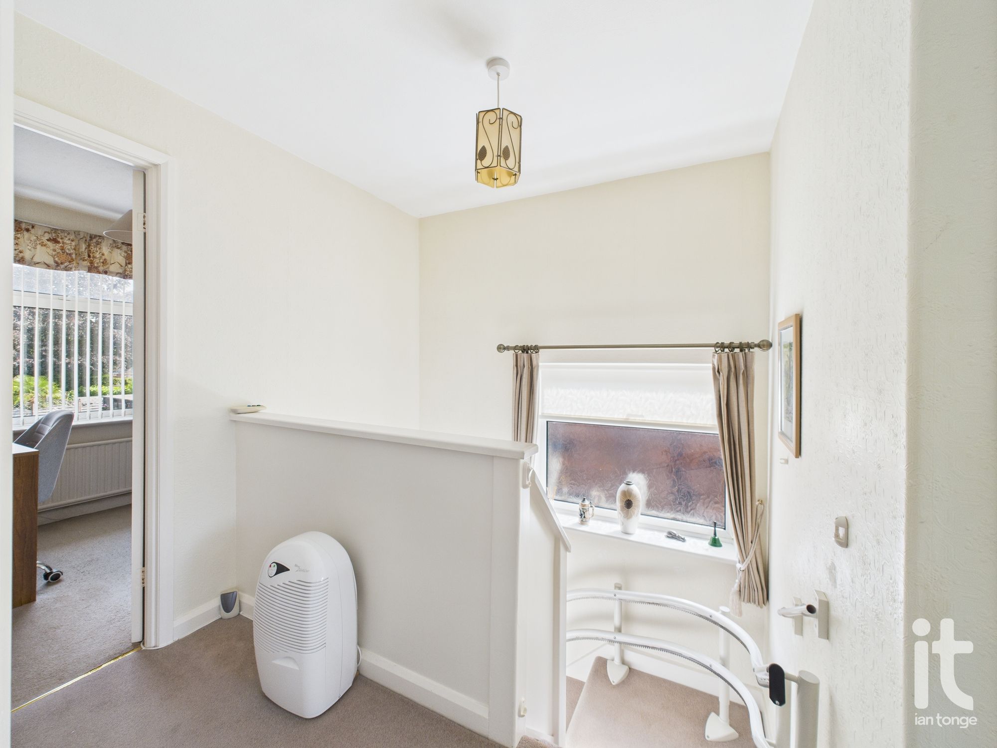 3 bedroom link detached house SSTC in Stockport - Photograph 12.