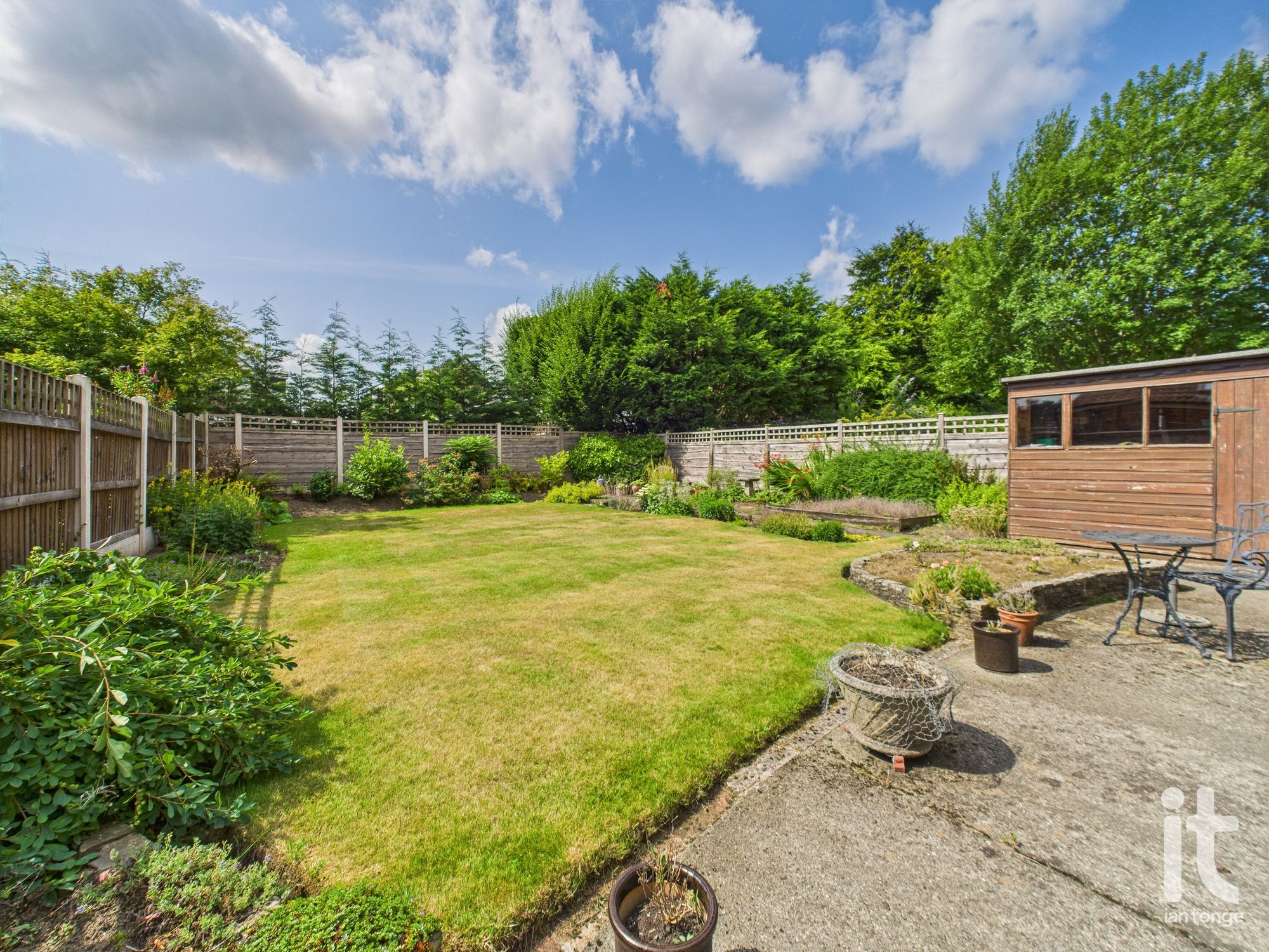 3 bedroom link detached house SSTC in Stockport - Photograph 2.