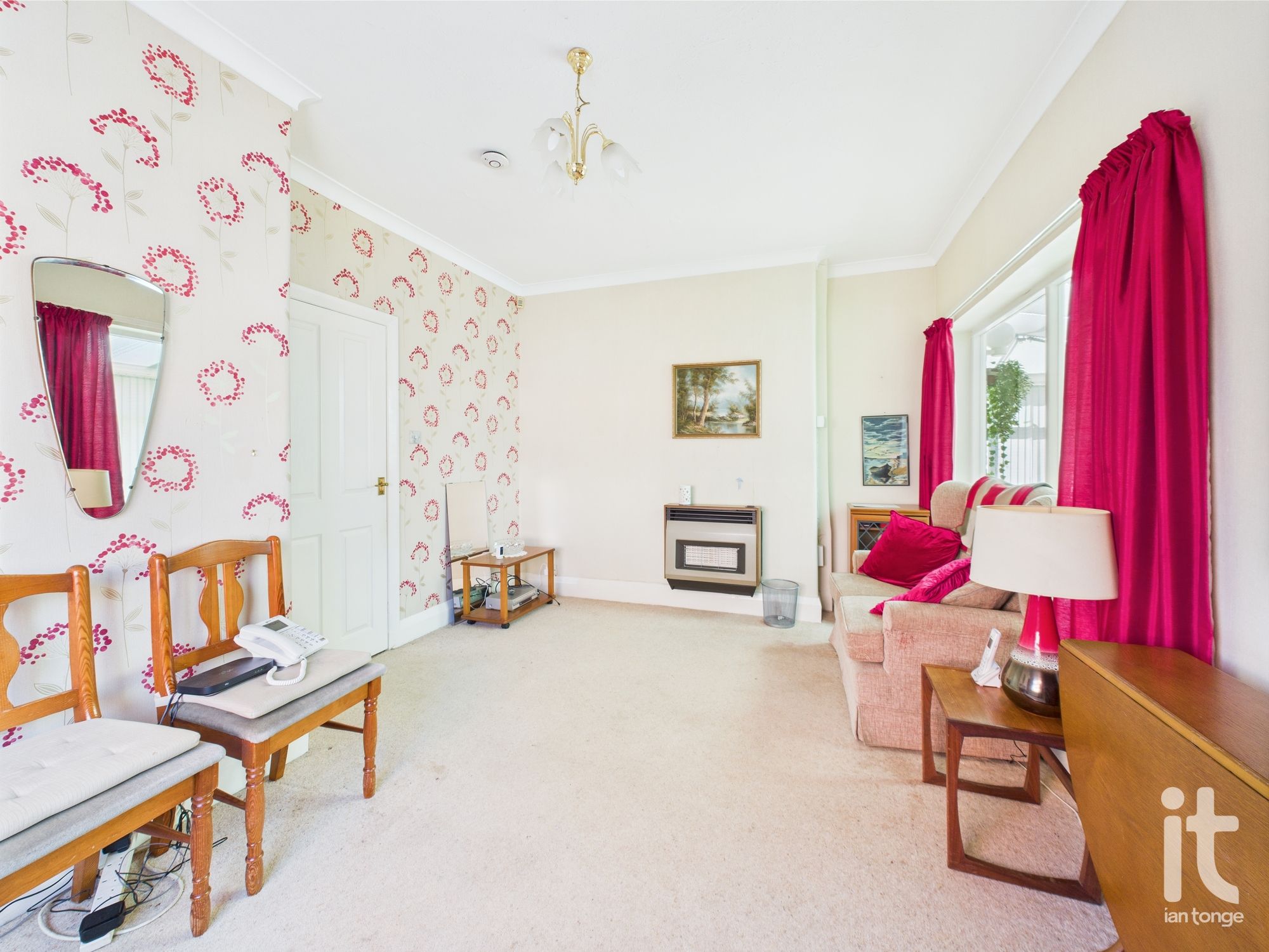 3 bedroom detached house Sold in Stockport - Photograph 14.