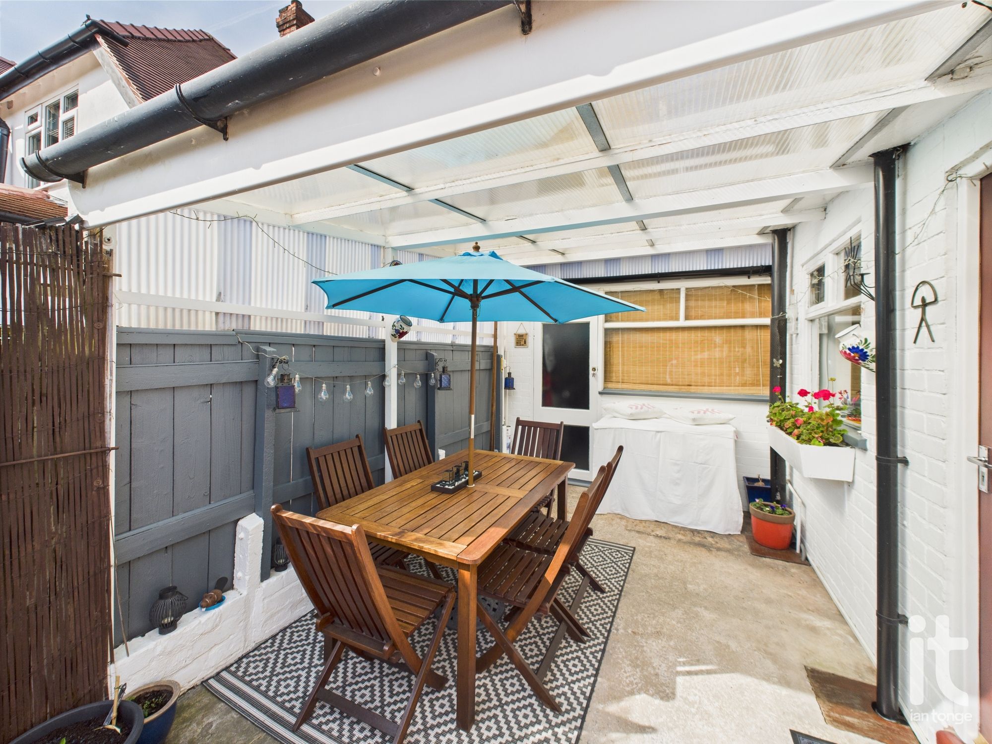 3 bedroom semi-detached house SSTC in Stockport - Photograph 22.