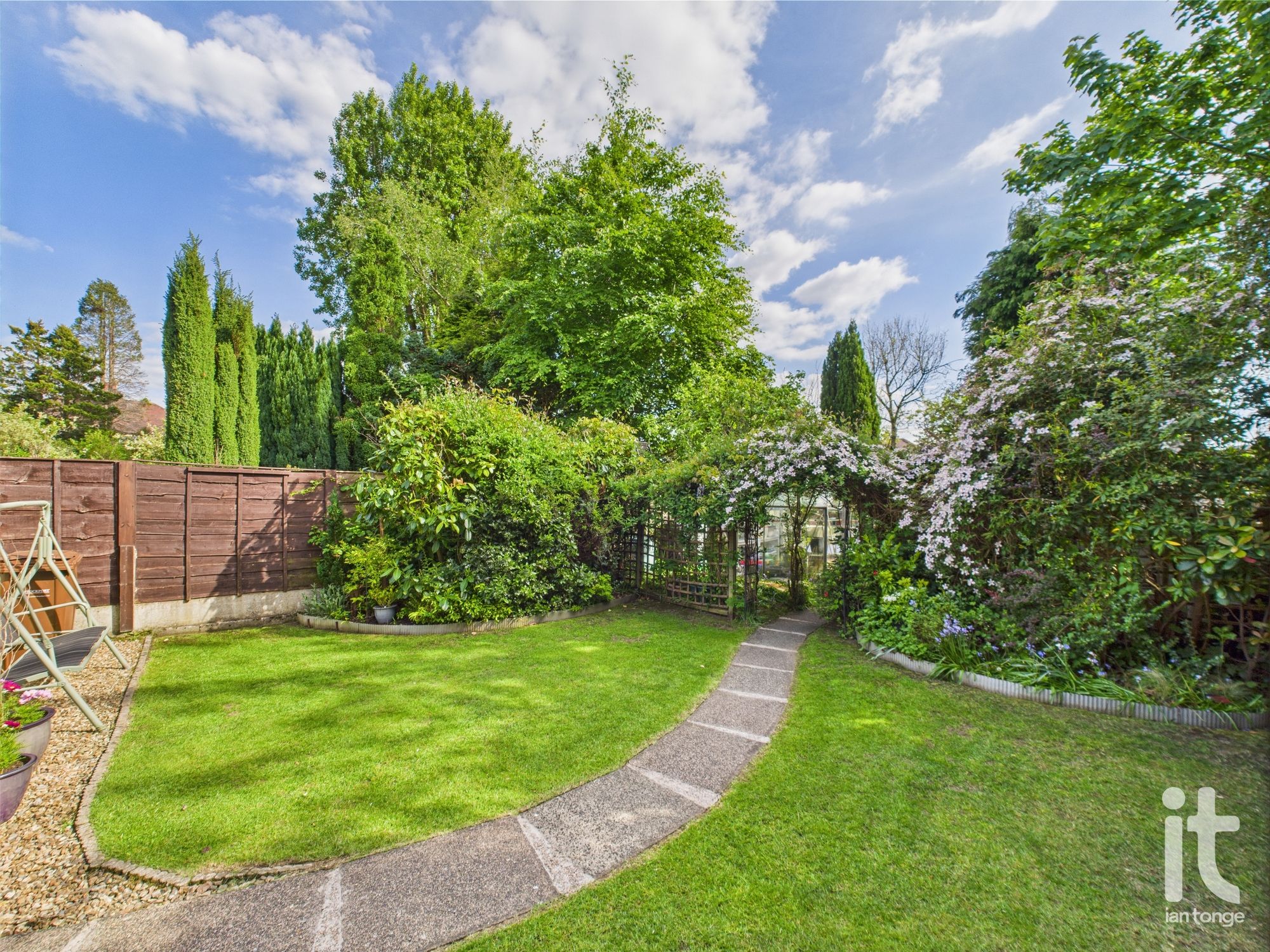3 bedroom semi-detached house SSTC in Stockport - Photograph 30.