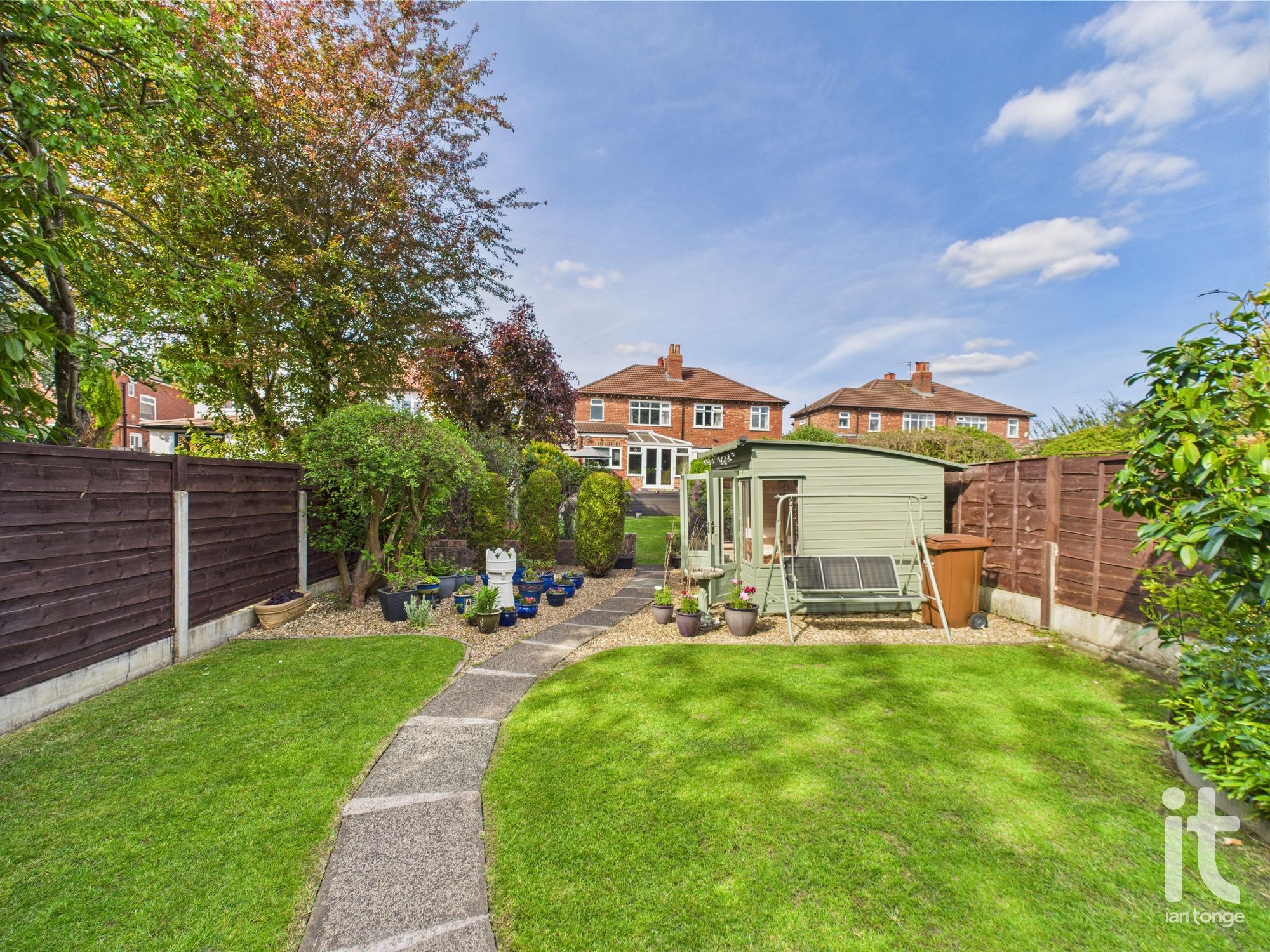 3 bedroom semi-detached house SSTC in Stockport - Photograph 31.