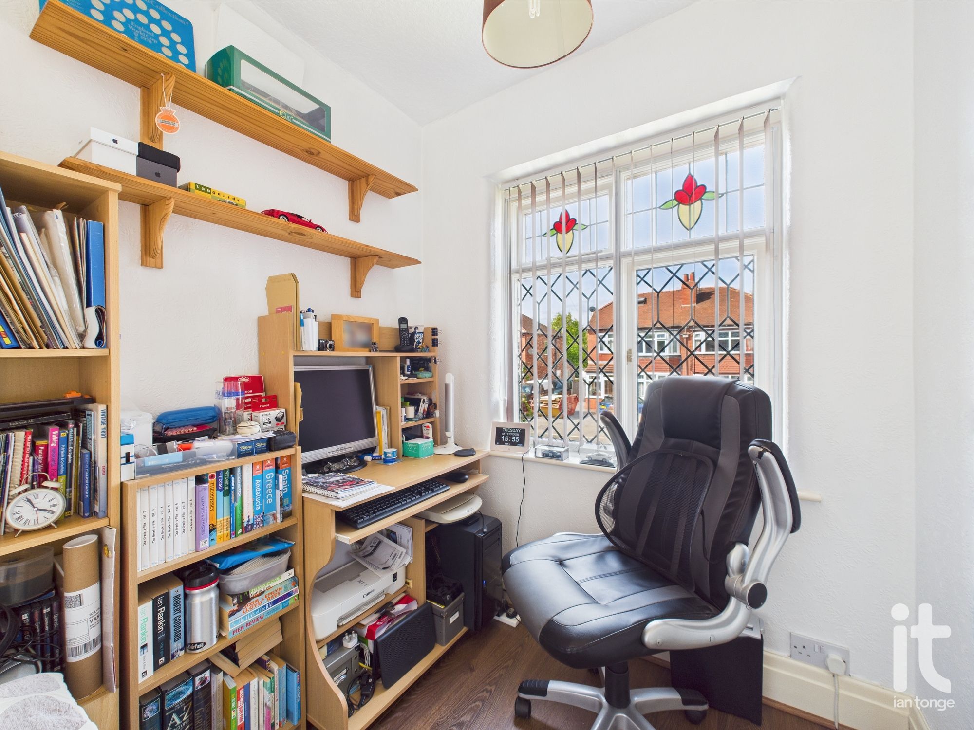 3 bedroom semi-detached house SSTC in Stockport - Photograph 17.