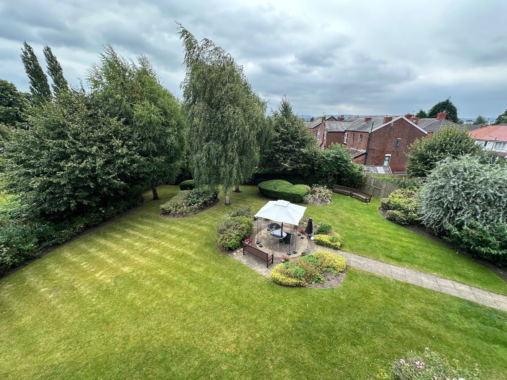 2 bedroom apartment flat/apartment SSTC in Stockport - Photograph 13.