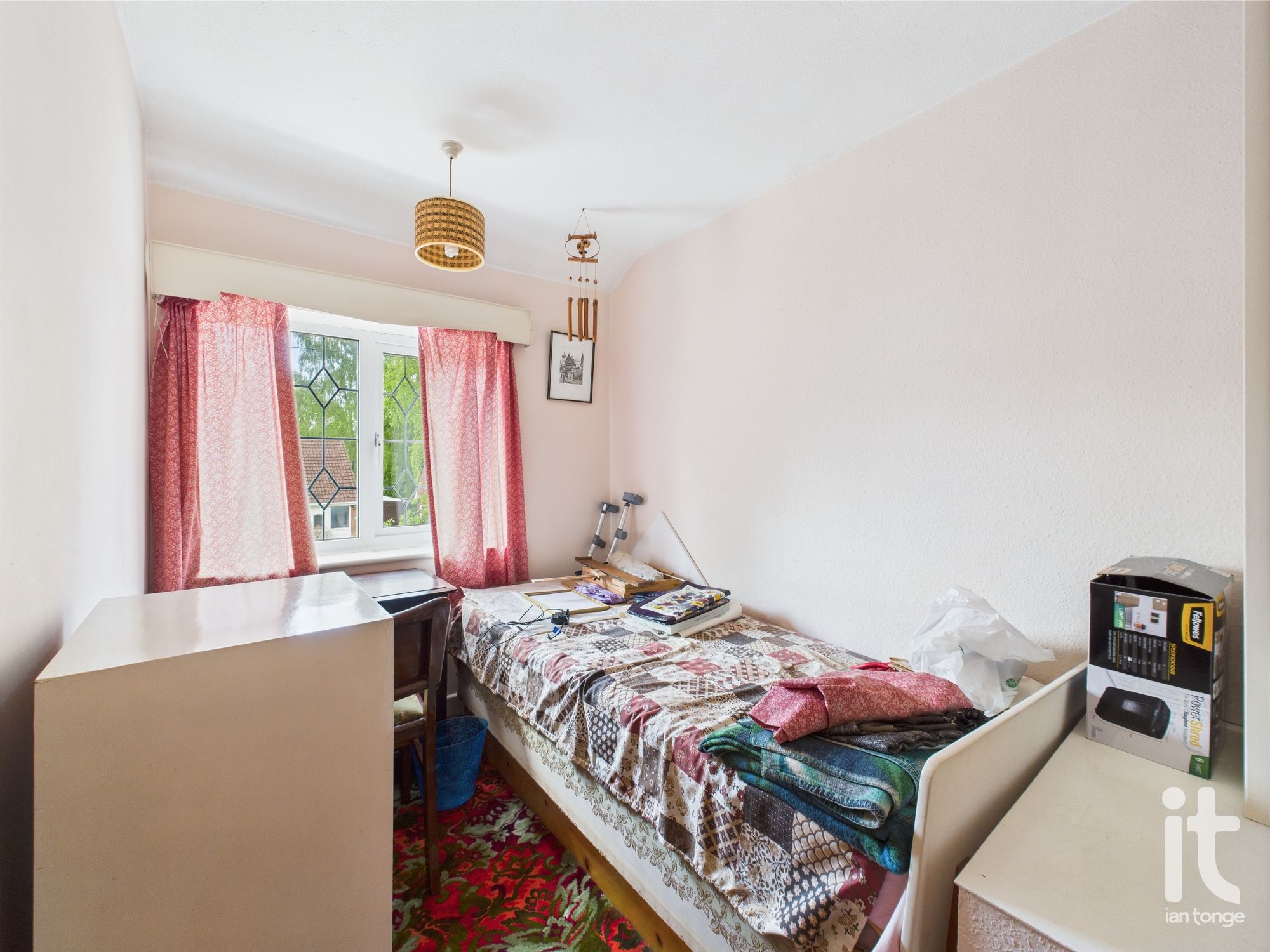 3 bedroom semi-detached house Sold in Stockport - Photograph 13.