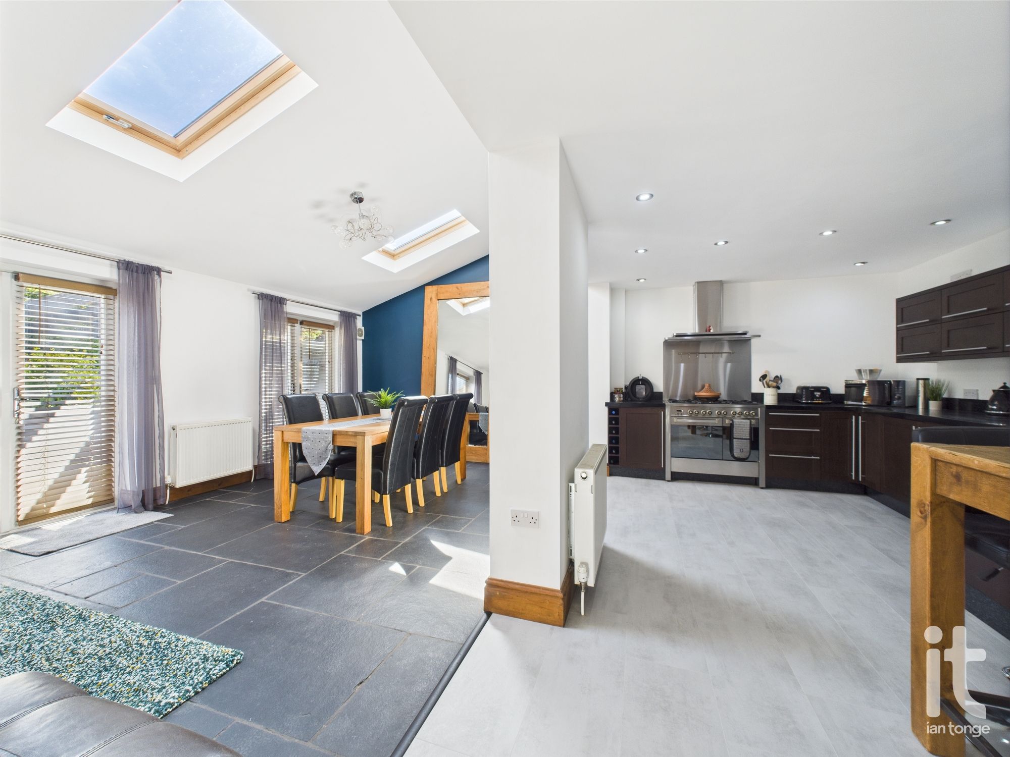 4 bedroom semi-detached house SSTC in Stockport - Photograph 21.