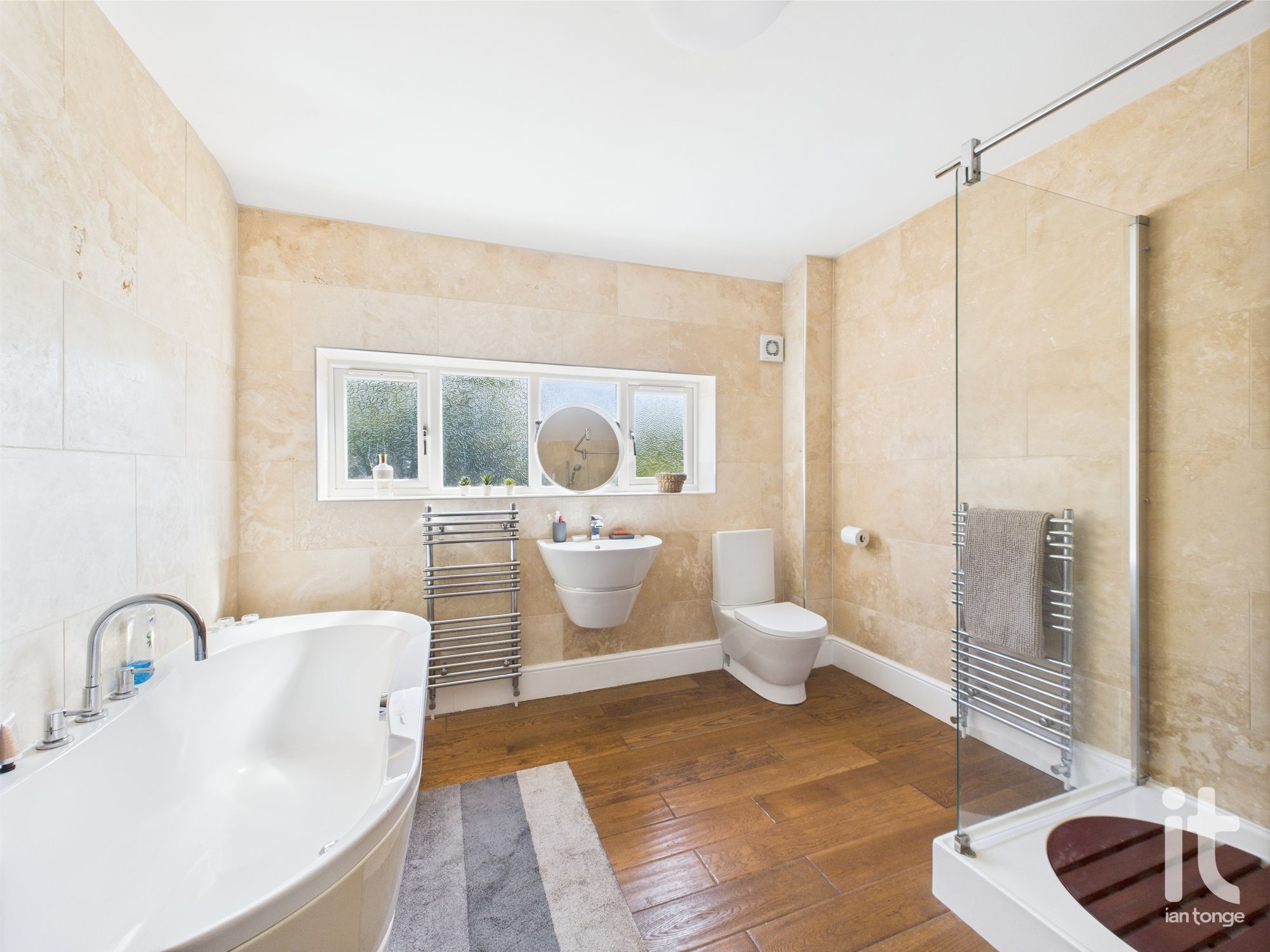 4 bedroom semi-detached house SSTC in Stockport - Photograph 30.