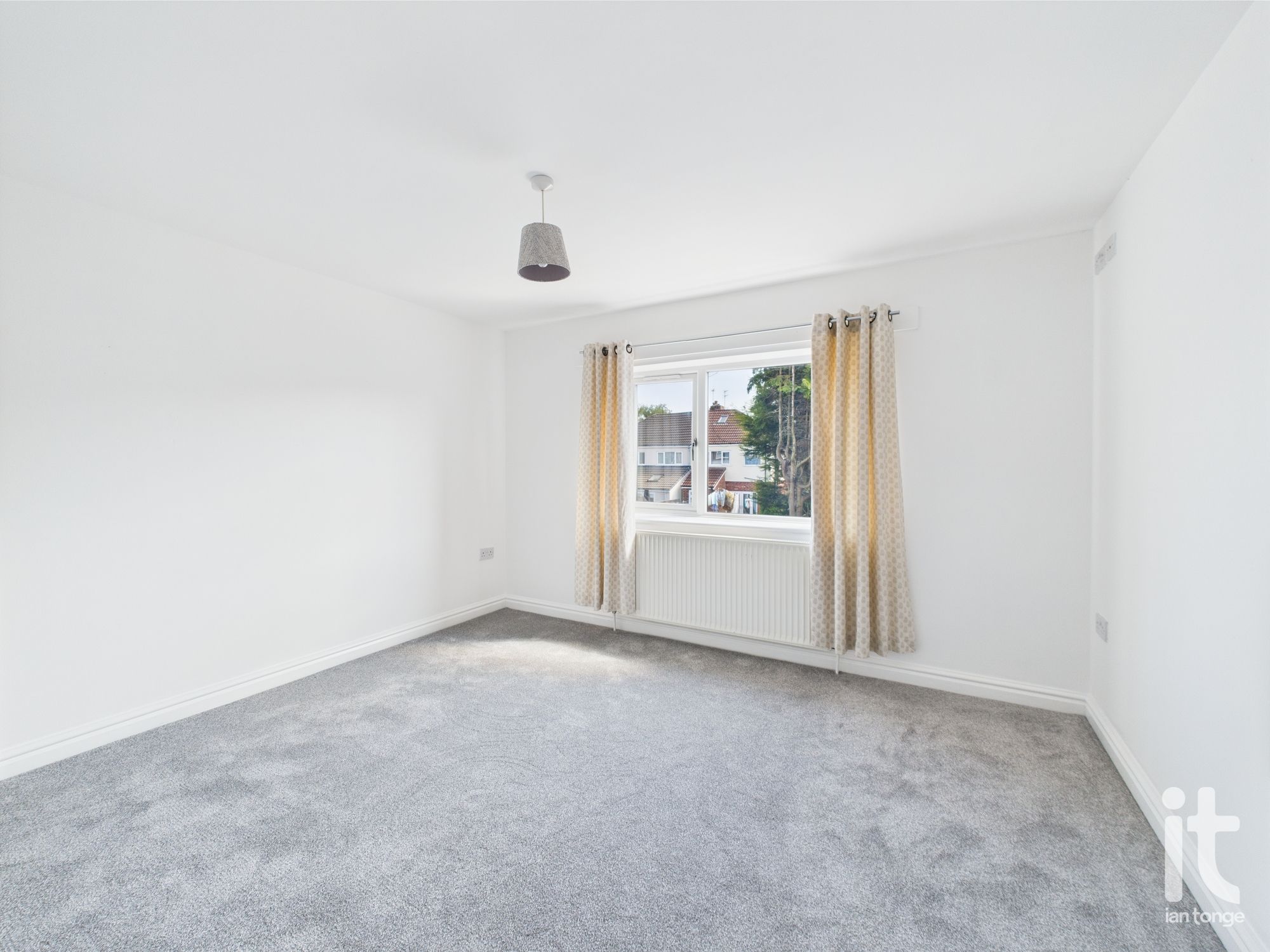 4 bedroom semi-detached house SSTC in Stockport - Photograph 41.