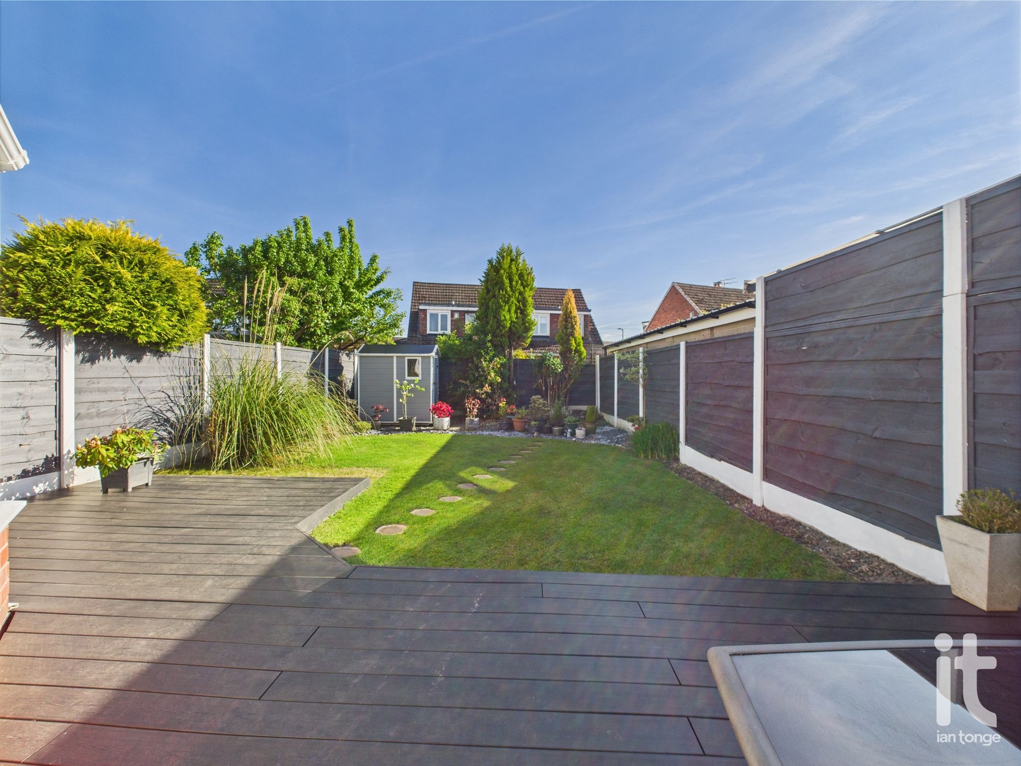 3 bedroom semi-detached house SSTC in Stockport - Photograph 22.