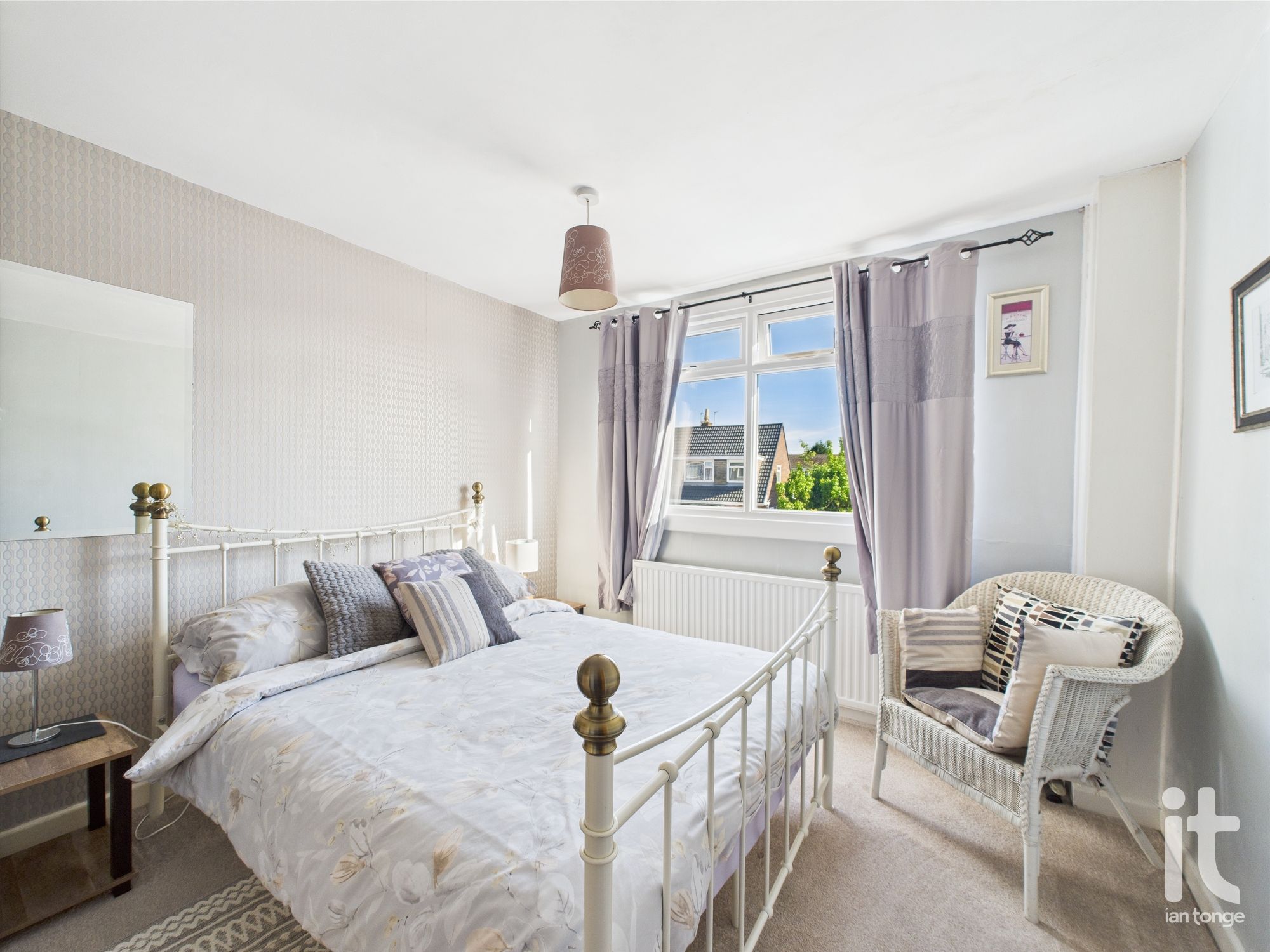 3 bedroom semi-detached house SSTC in Stockport - Photograph 17.