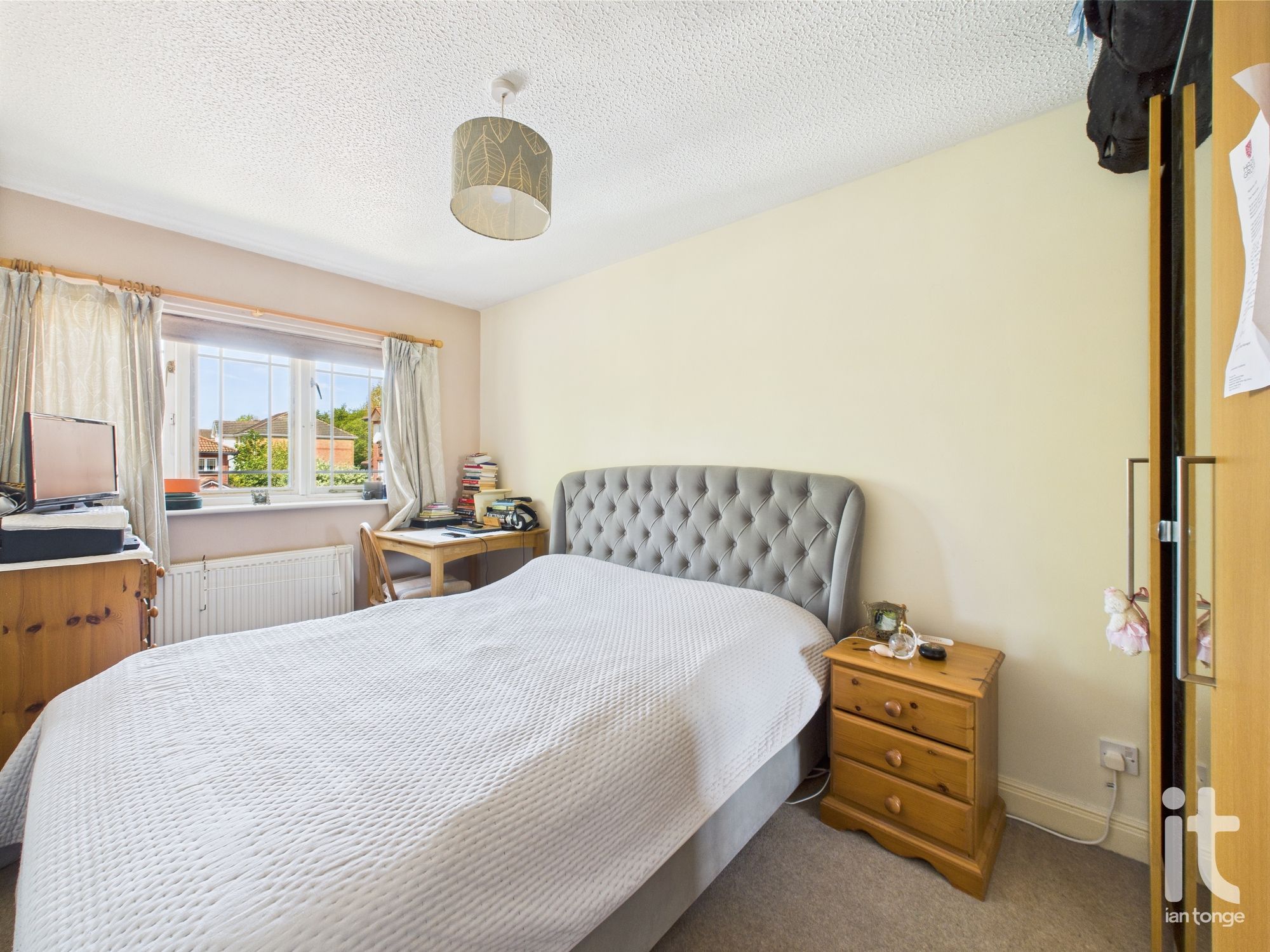 3 bedroom end terraced house For Sale in Stockport - Photograph 11.