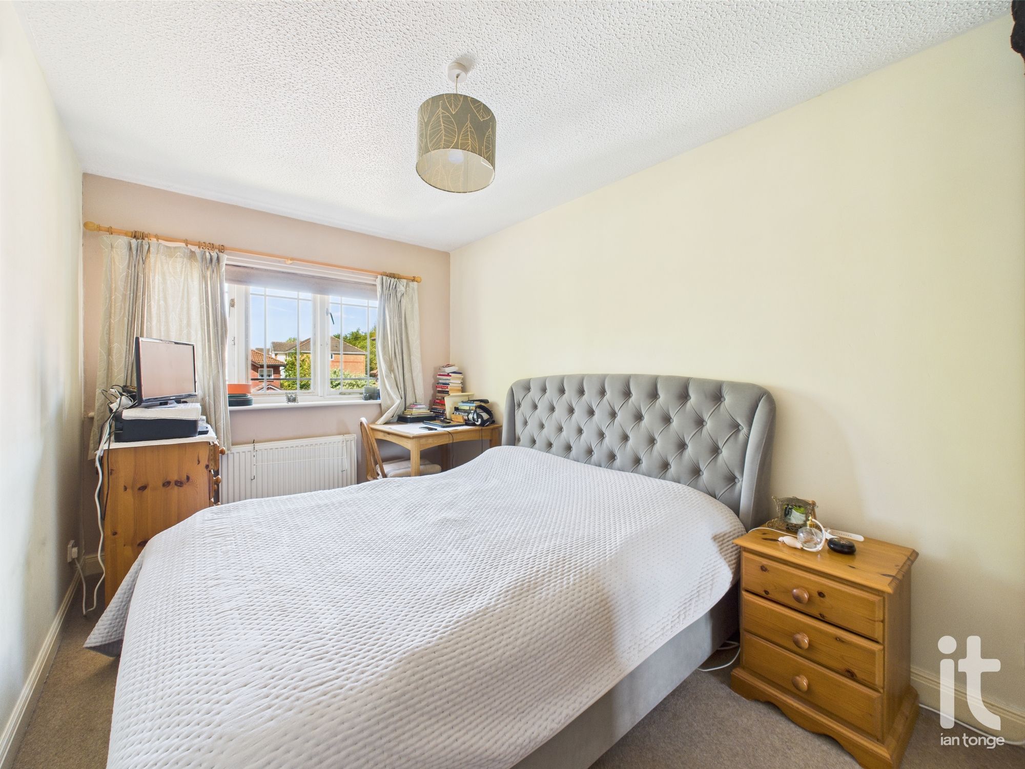 3 bedroom end terraced house For Sale in Stockport - Photograph 10.