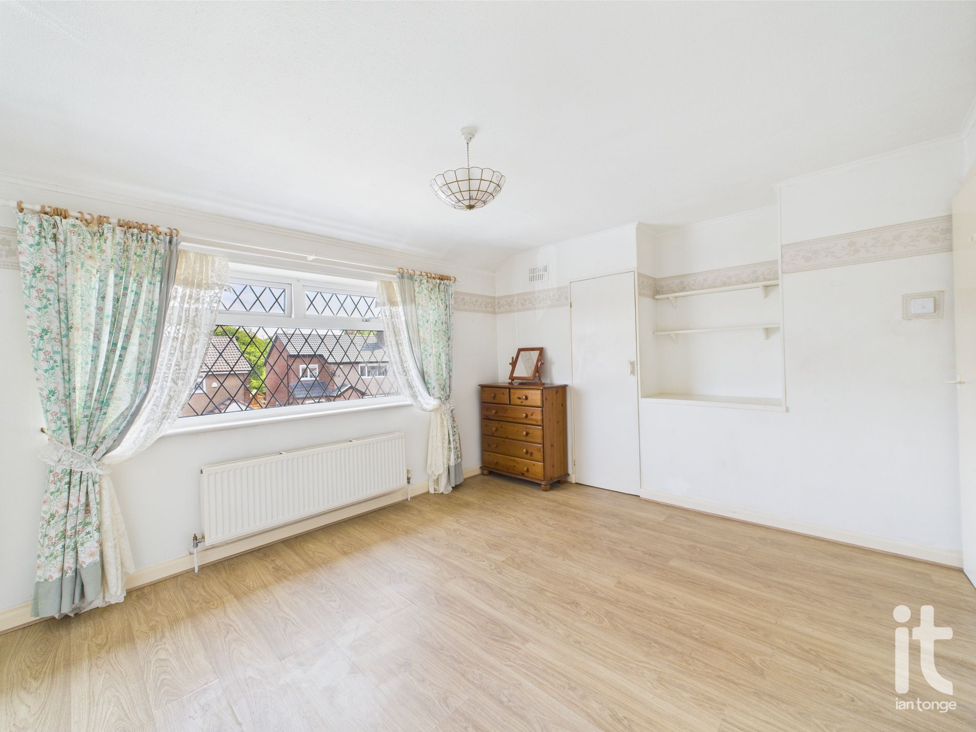 2 bedroom semi-detached house SSTC in Stockport - Photograph 15.