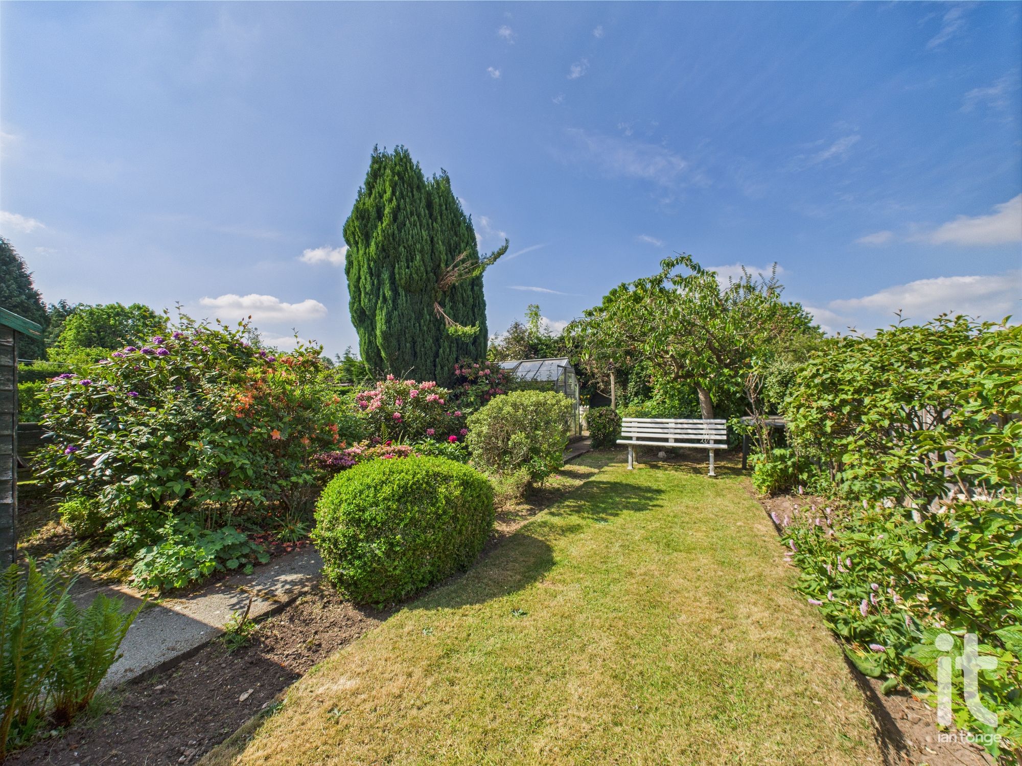 2 bedroom semi-detached house SSTC in Stockport - Photograph 3.