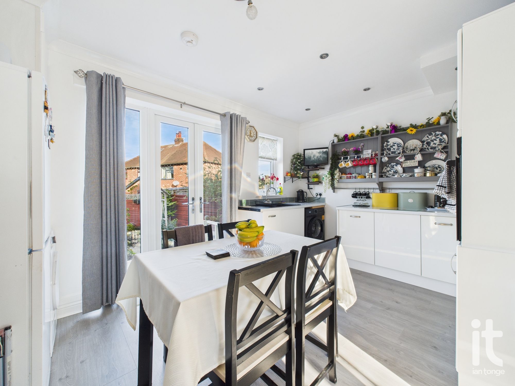 2 bedroom semi-detached house SSTC in Stockport - Photograph 8.