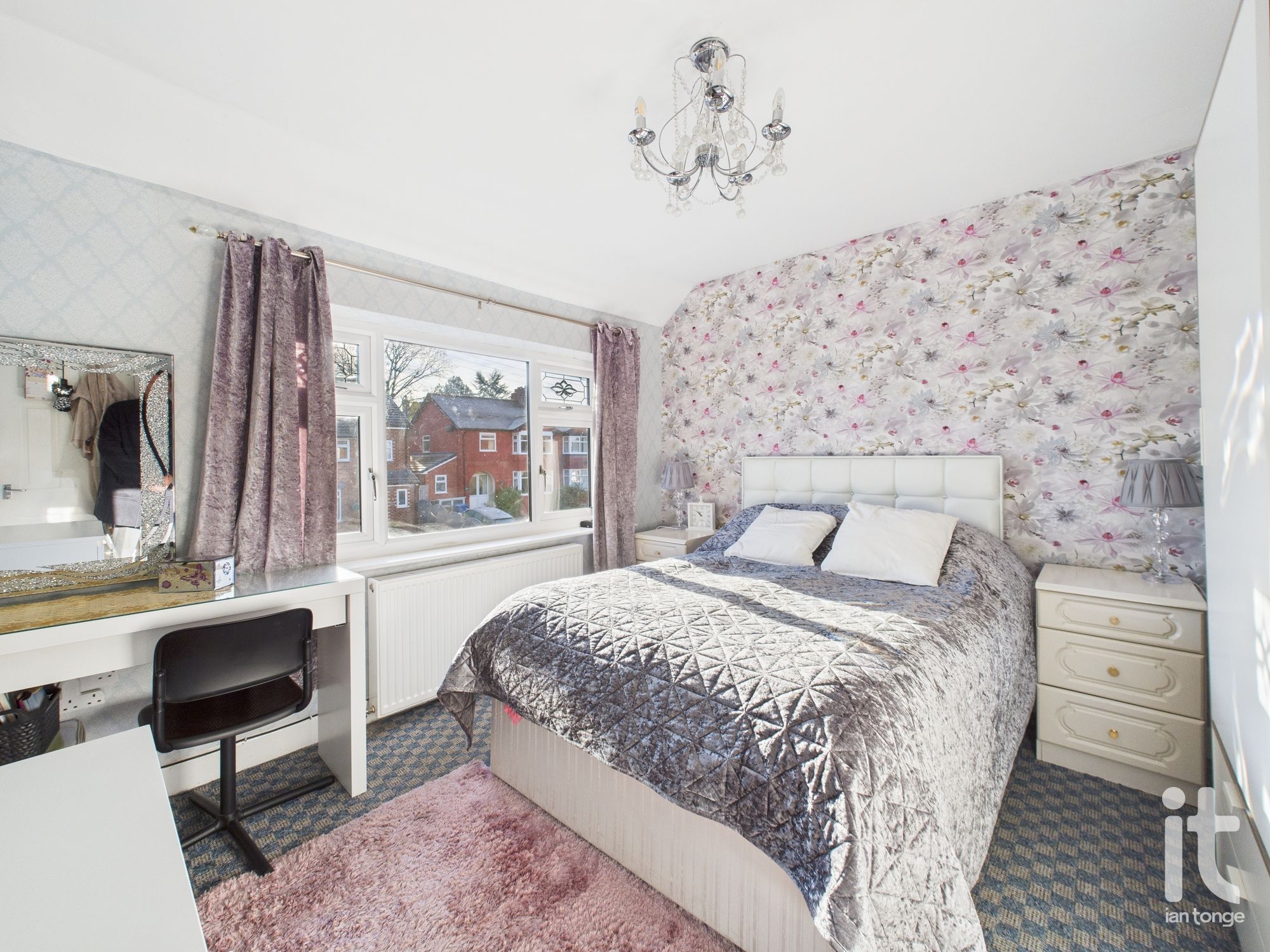 2 bedroom semi-detached house SSTC in Stockport - Photograph 11.